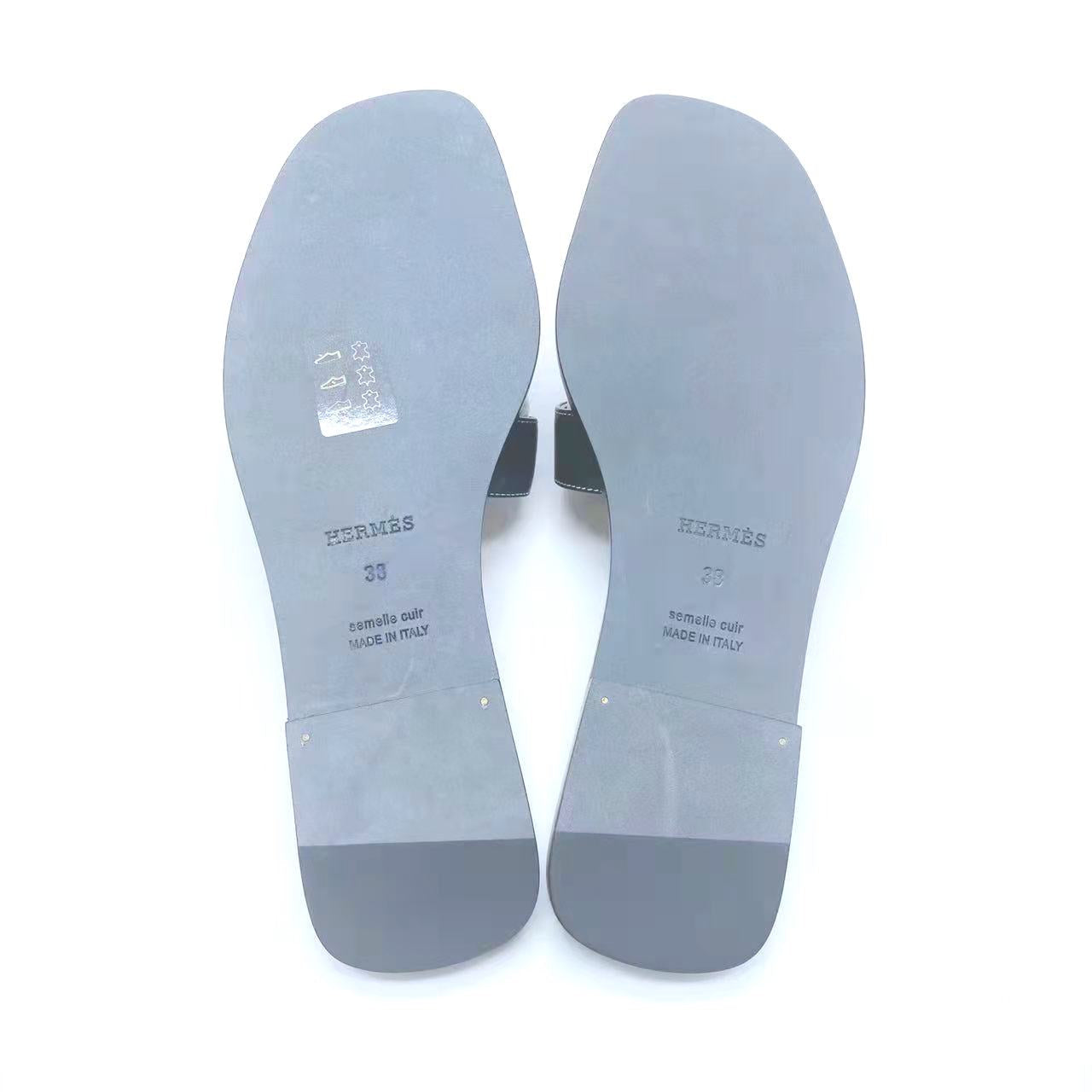 HERMES ORAN SANDAL BLACK BOX
