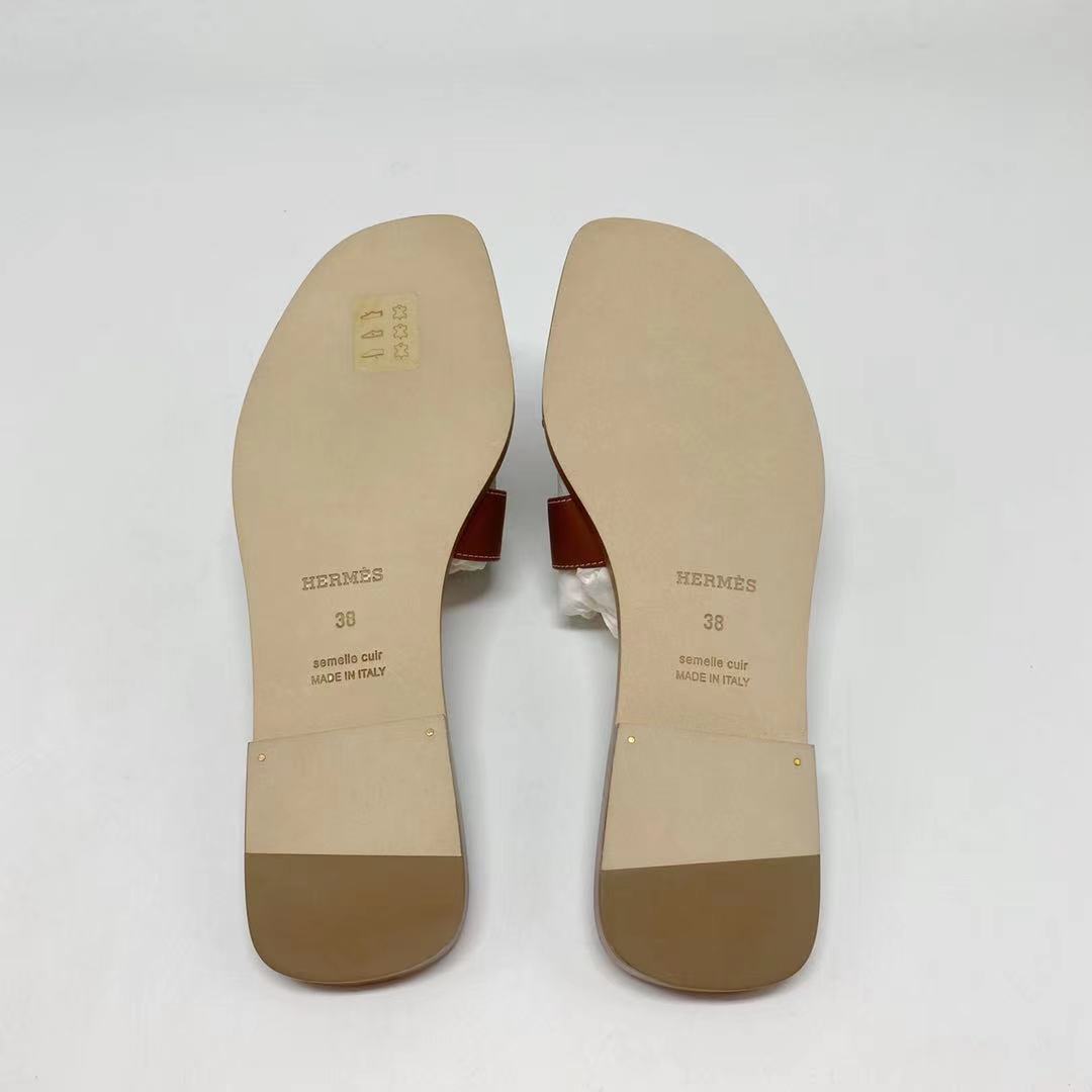 HERMES ORAN SANDAL GOLD