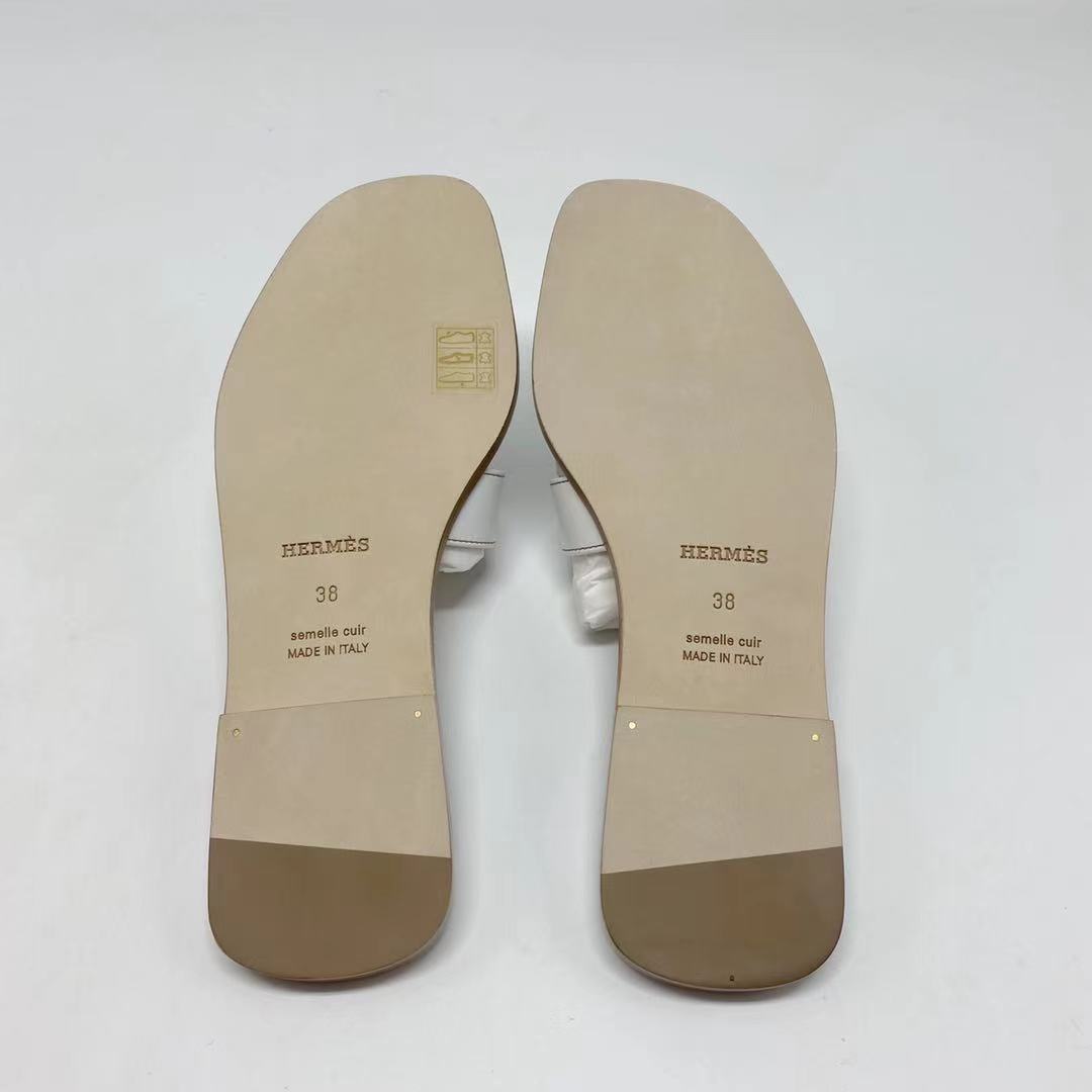 HERMES ORAN SANDAL BLANC