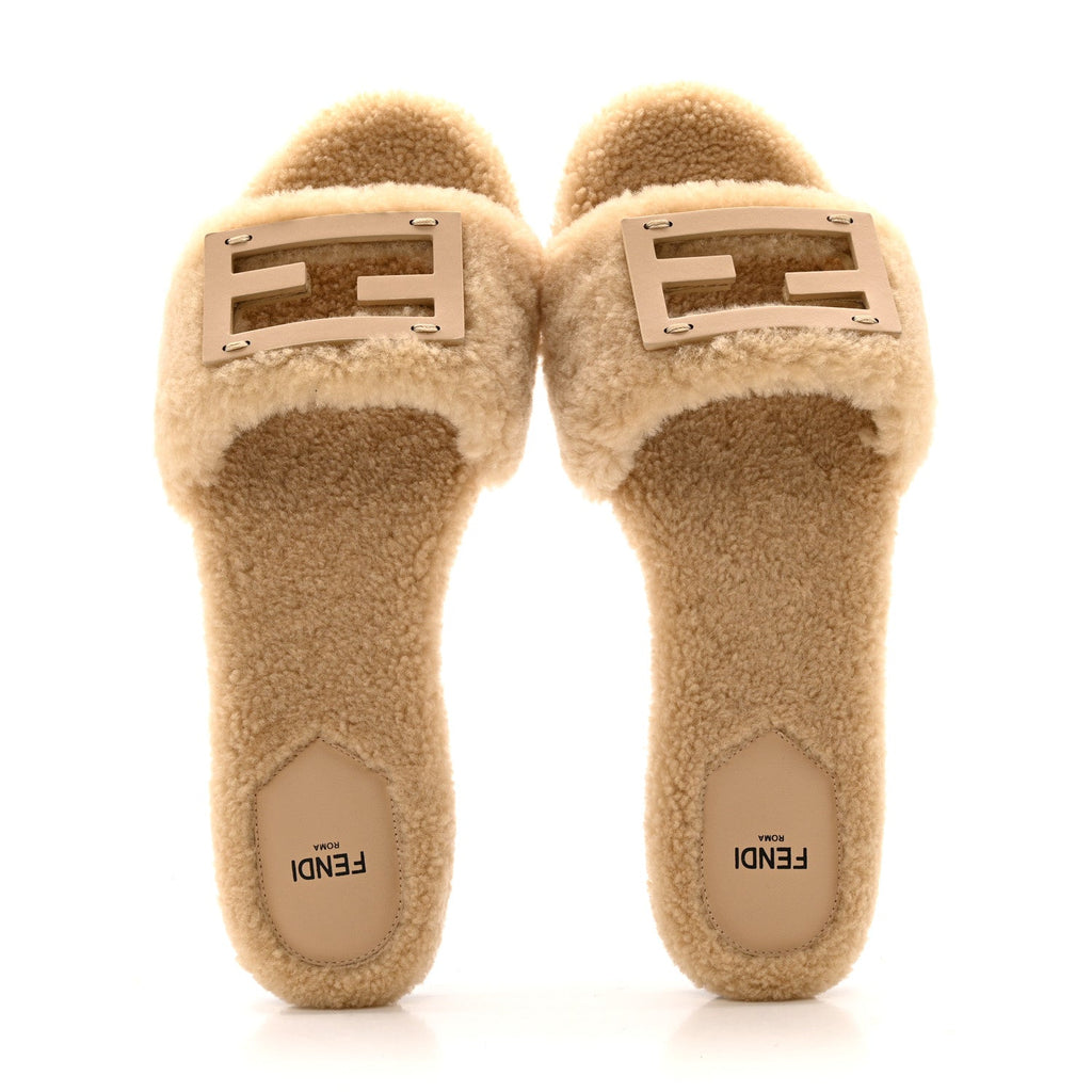FENDI SHEARLING FF BAGUETTE SLIDE SANDAL BEIGE NATURALE BEIGE