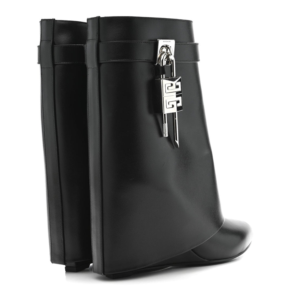 GIVENCHY CALFSKIN SHARK LOCK ANKLE BOOT BLACK