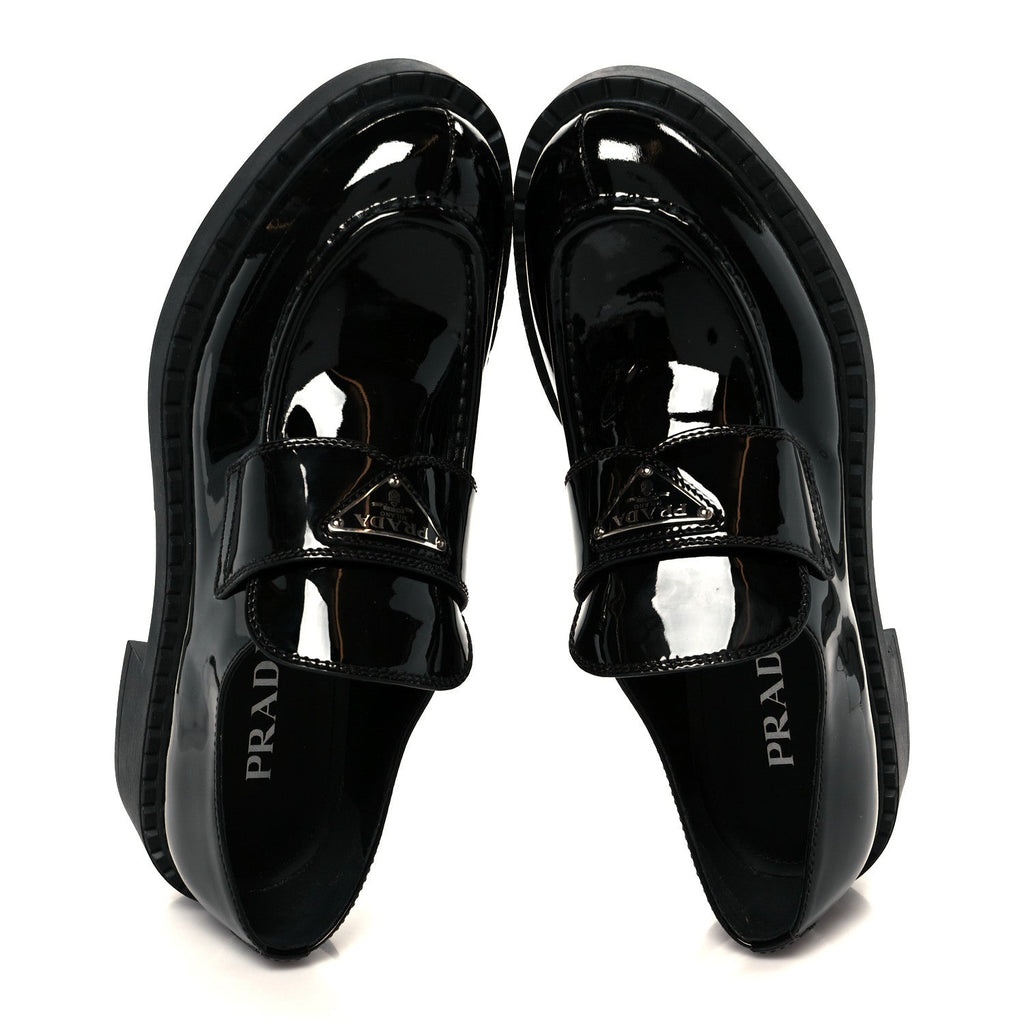 PRADA VERNICE METAL TRIANGLE LOGO LOAFER PUMPS BLACK