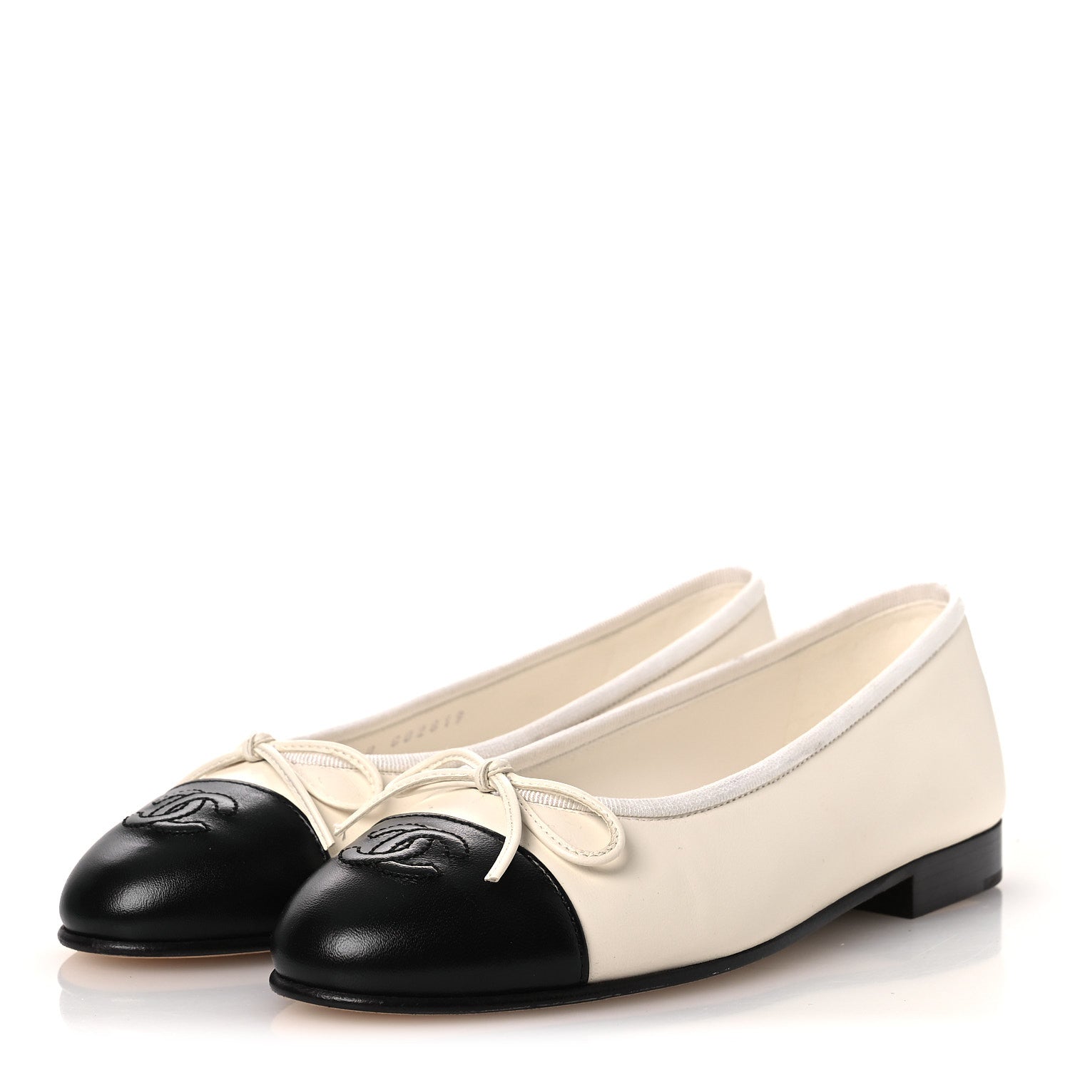 CHANEL LAMBSKIN CAP TOE CC BALLERINA FLAT BEIGE BLACK