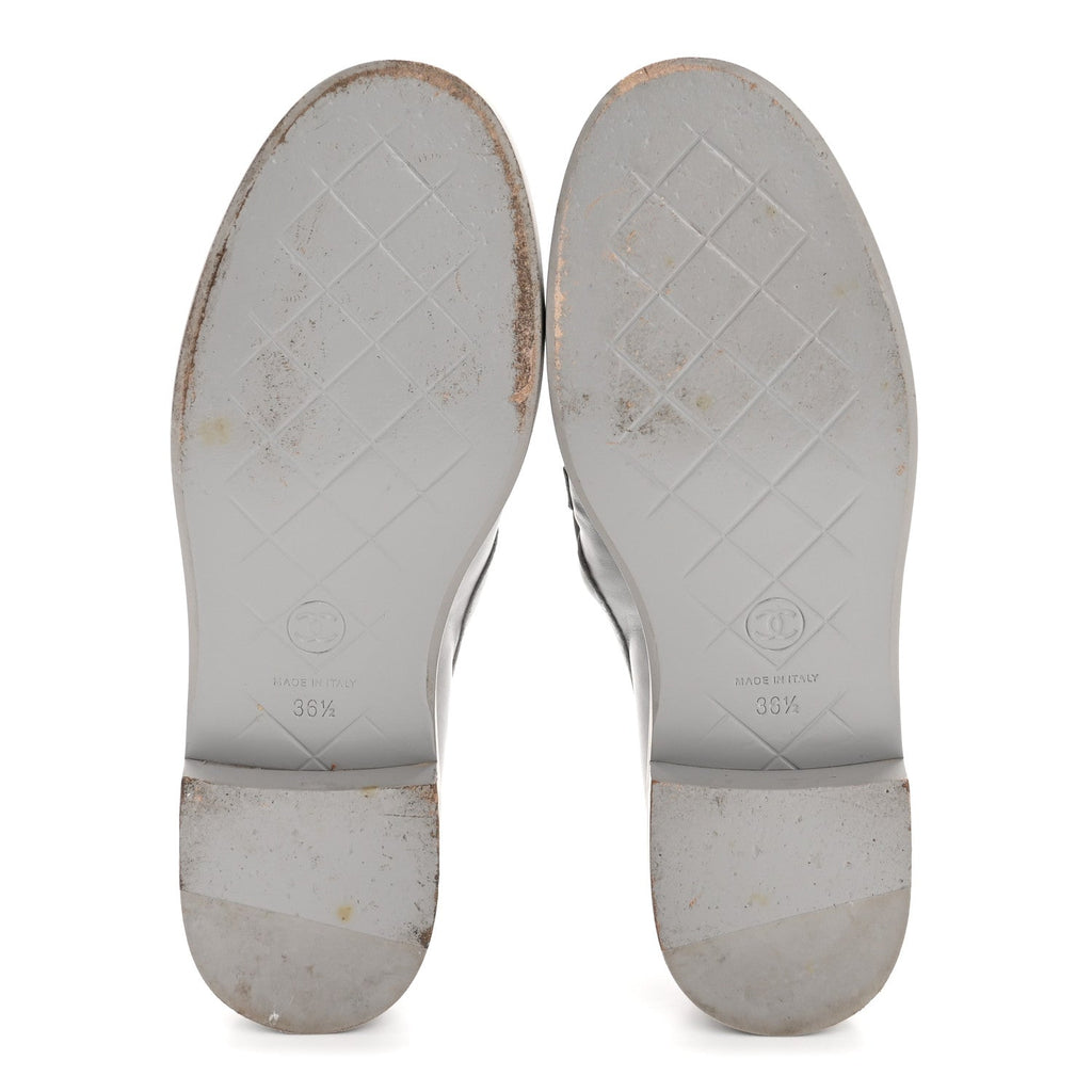 CHANEL CC TURNLOCK LOAFERS QUILTED LEATHER GREY SHW