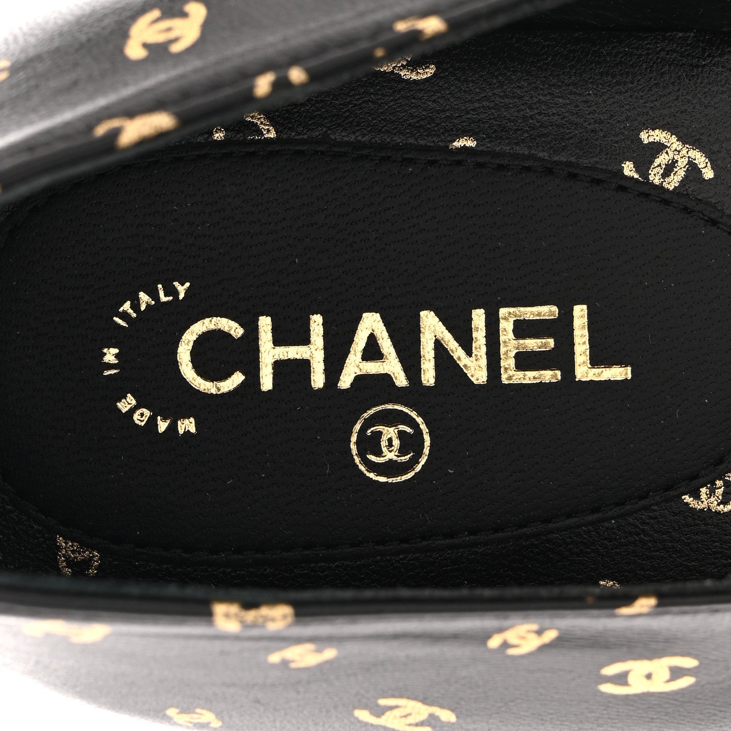 CHANEL CAP TOE BALLERINA FLATS PATENT CALFSKIN BLUE
