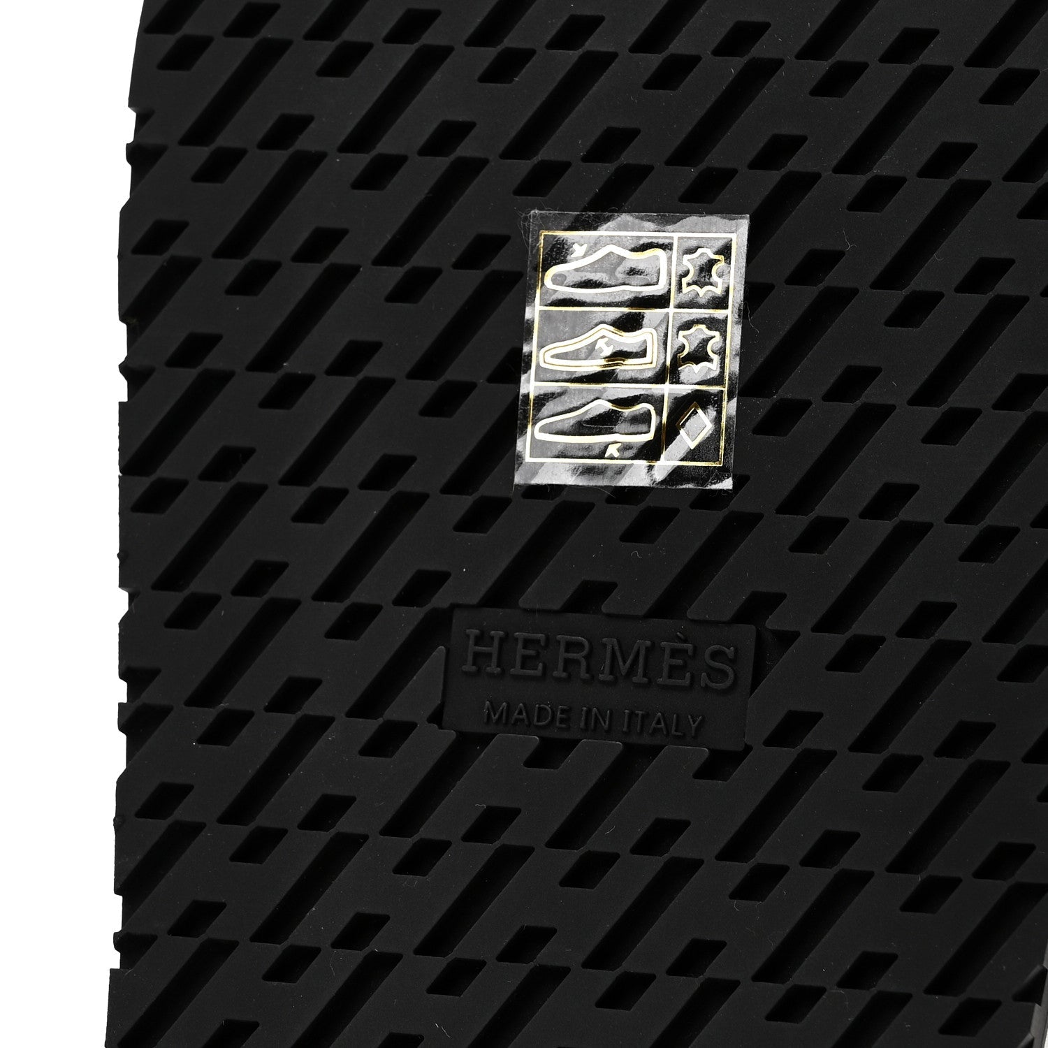 HERMES CHYPRE SANDALS CALFSKIN WHITE