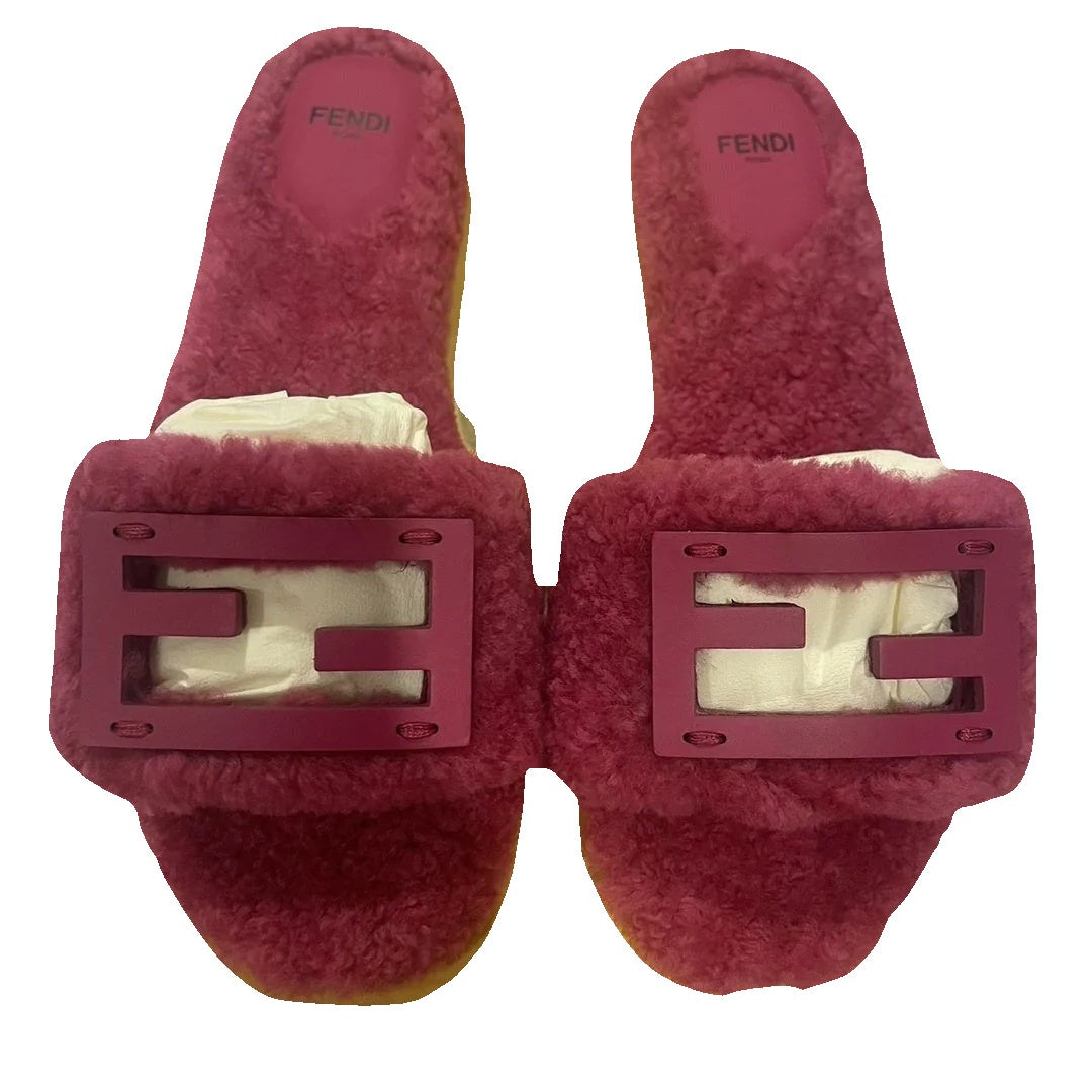Fendi Shearling FF Baguette Slide Sandal Beige Naturale - Pink
