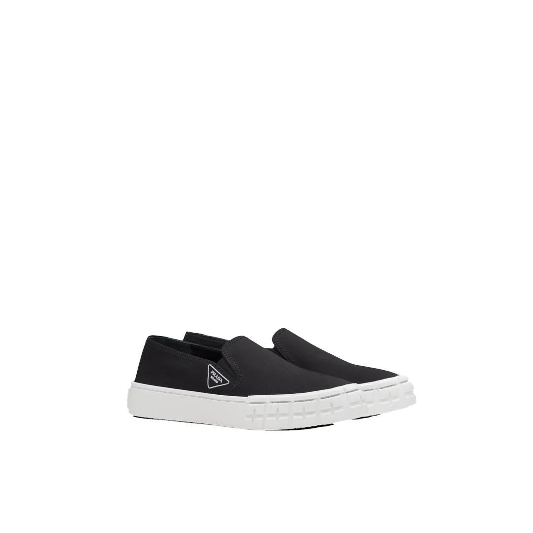 Prada Logo-Detail Slip-On Sneakers - Black/White