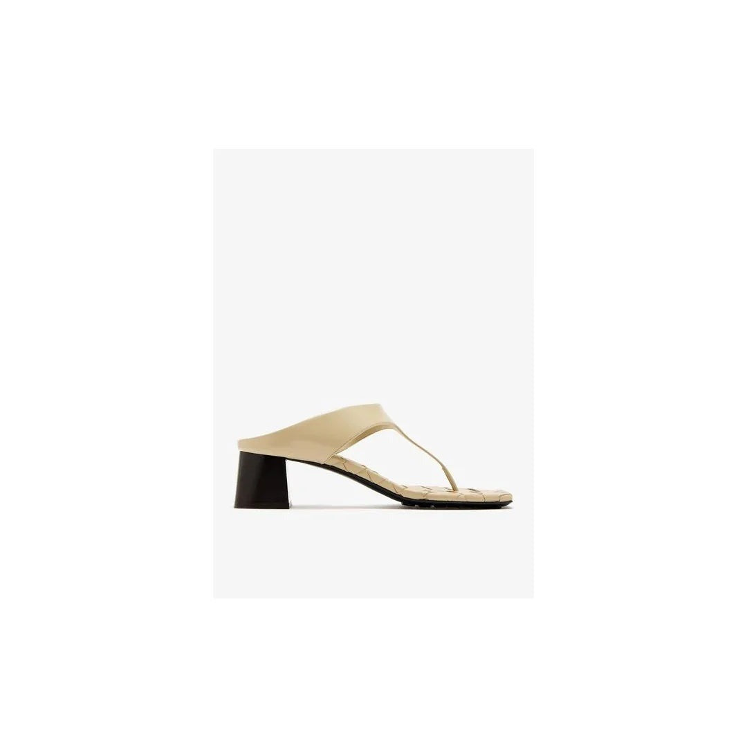 Bottega Veneta Sampieri Thong Sandals - Beige/Cream