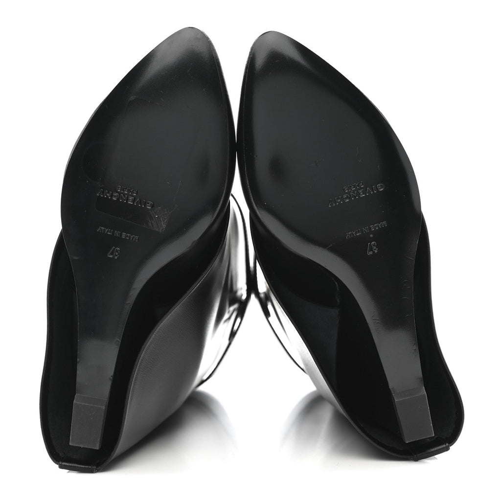 GIVENCHY CALFSKIN SHARK LOCK ANKLE BOOT BLACK