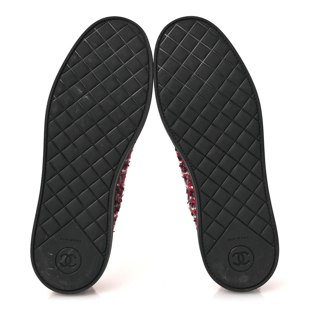 CHANEL TWEED GROSGRAIN SEQUIN PEARL LACE UP SNEAKER BLACK