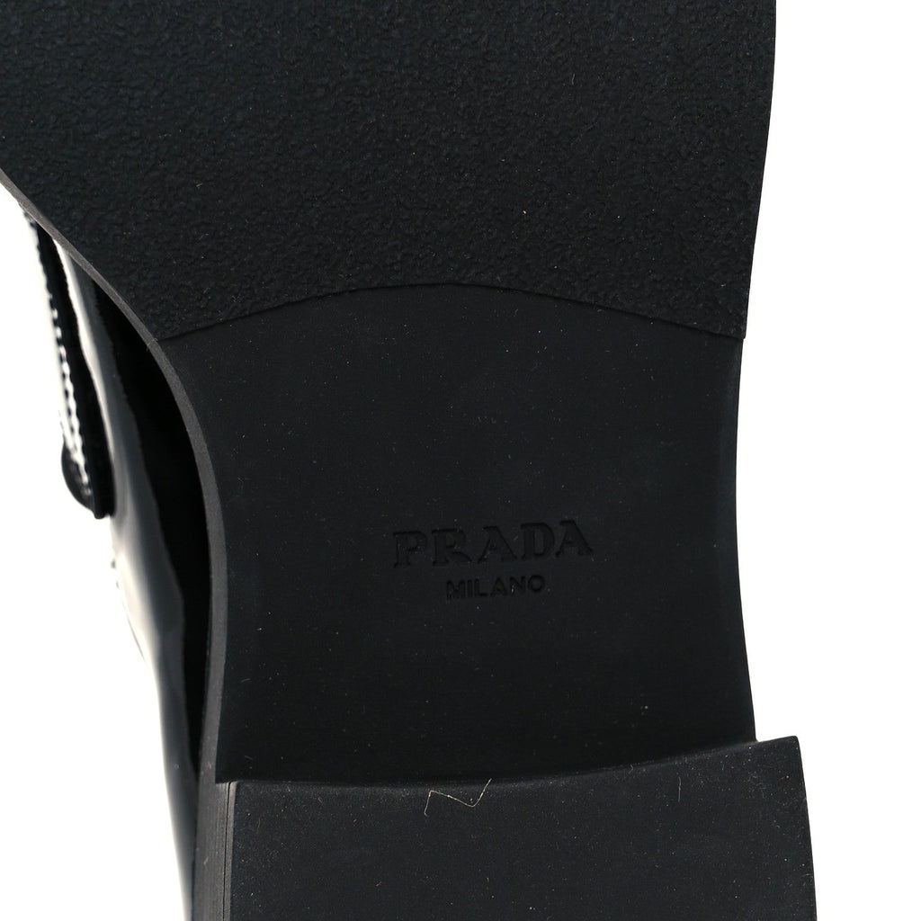 PRADA VERNICE METAL TRIANGLE LOGO LOAFER PUMPS BLACK