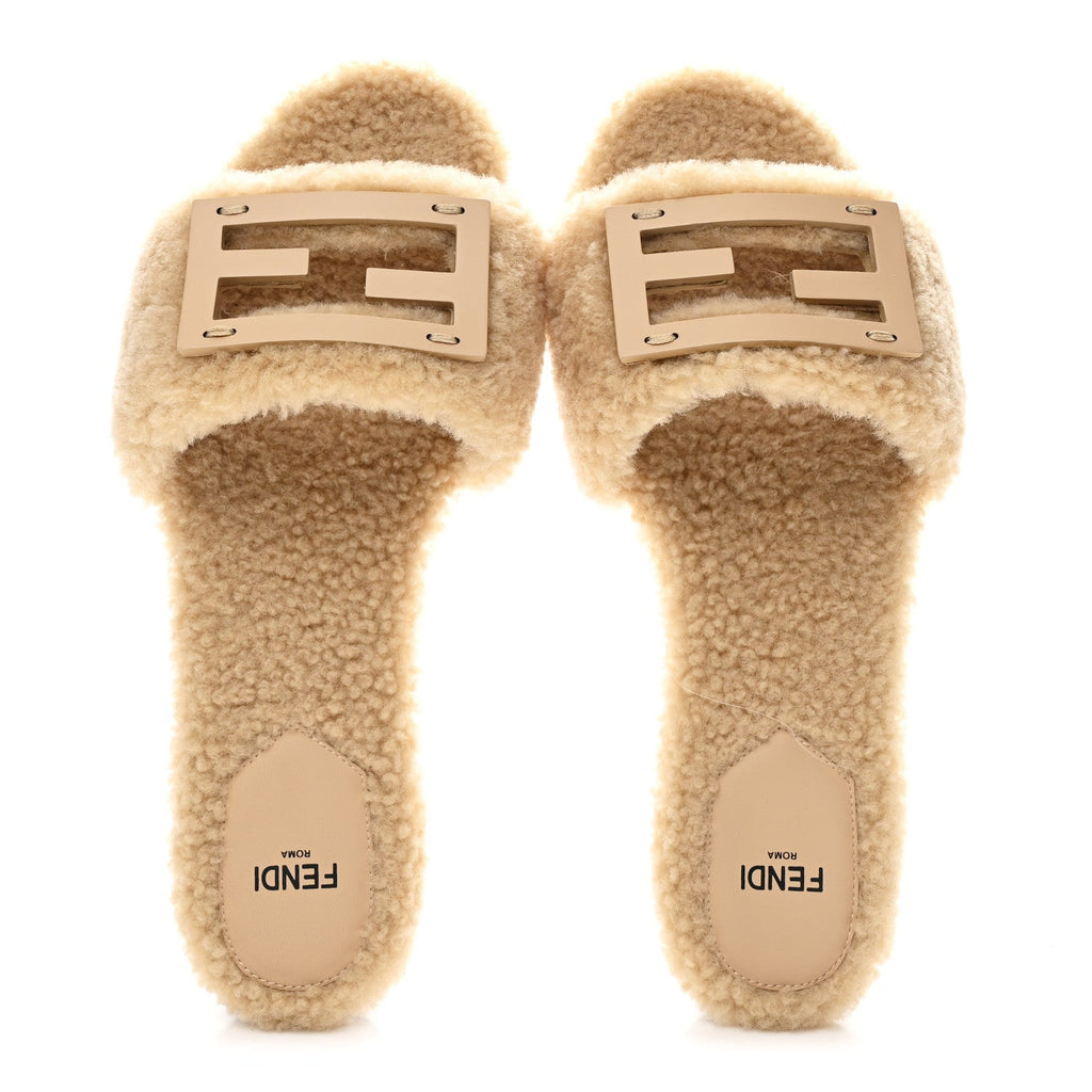 FENDI SHEARLING FF BAGUETTE SLIDE SANDAL BEIGE NATURALE BEIGE