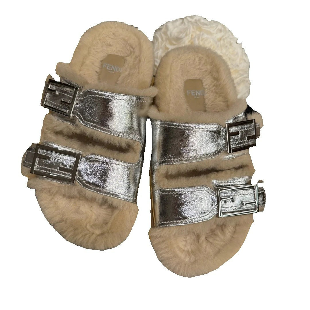 Fendi Feel Slides - Silver