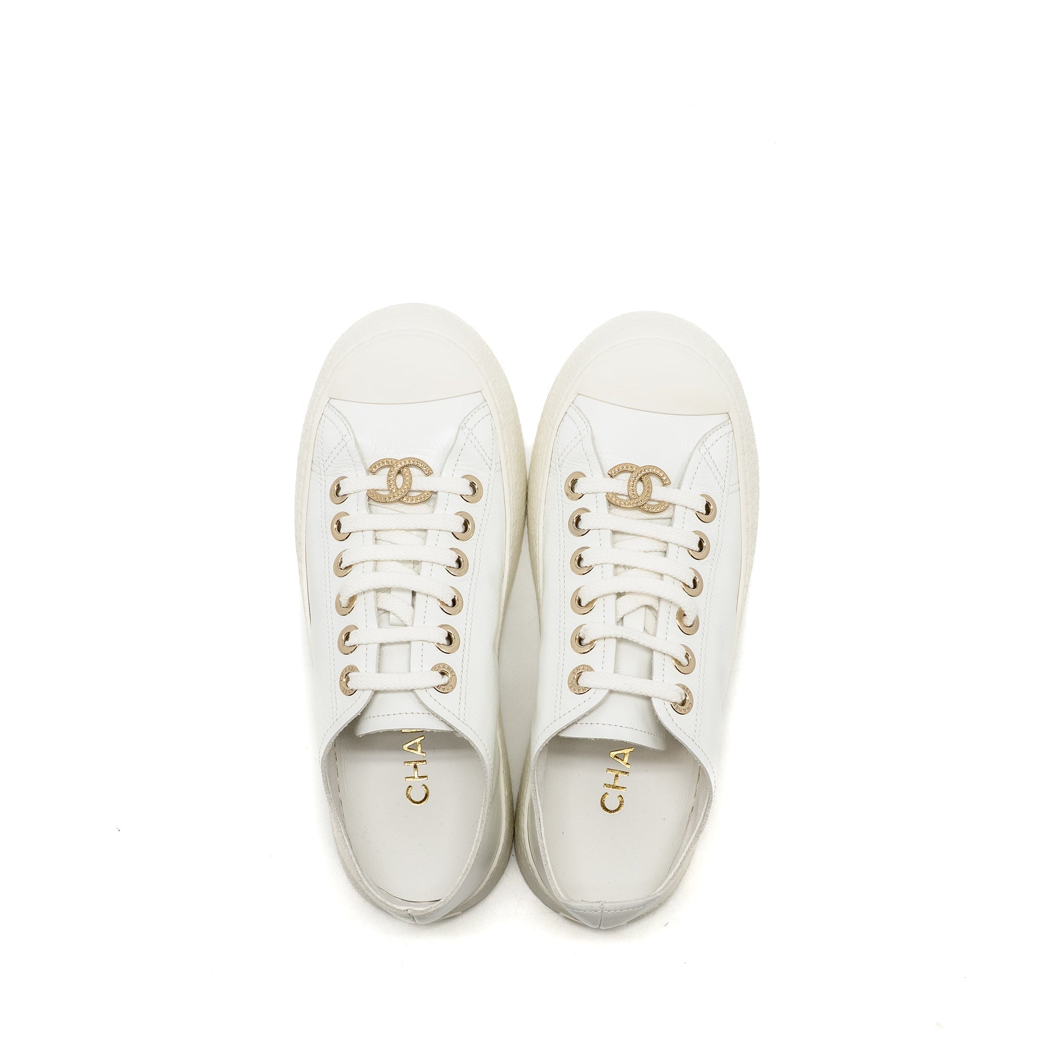 CHANEL SNEAKERS CALFSKIN WHITE LGHW