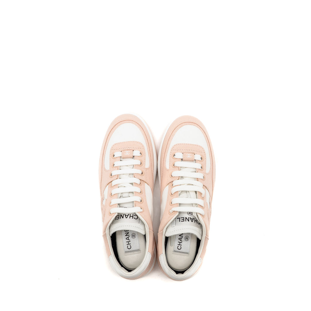 CHANEL CC LOGO SNEAKERS COTTON LIGHT PINK/WHITE