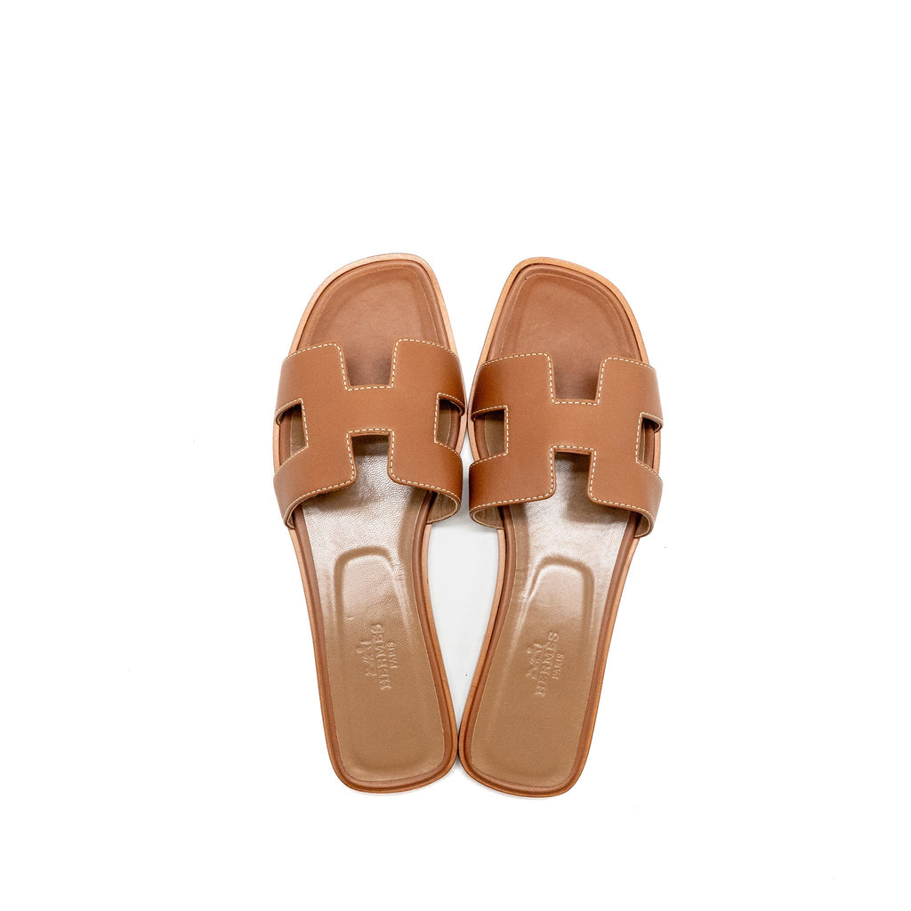 HERMES ORAN SANDALS CALFSKIN GOLD