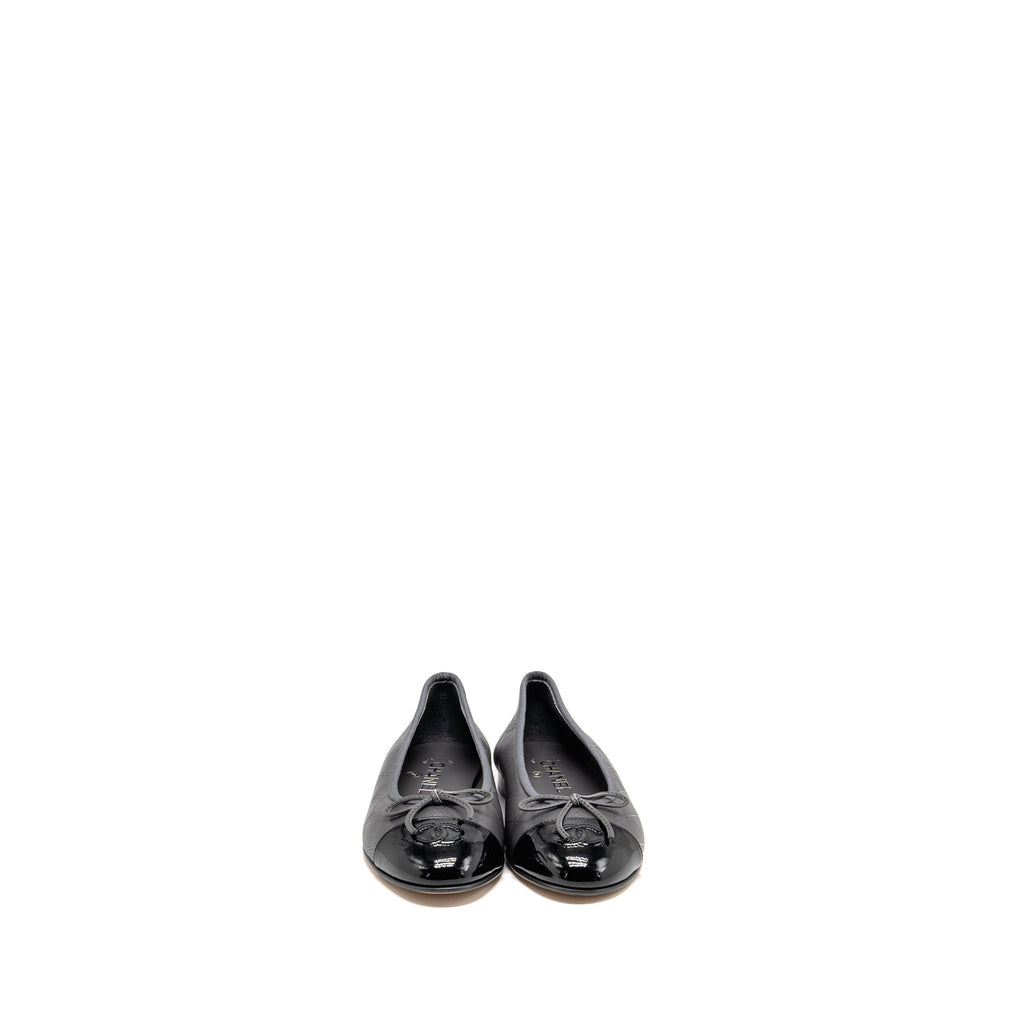 CHANEL BALLET FLATS LAMBSKIN/PATENT GREY/BLACK