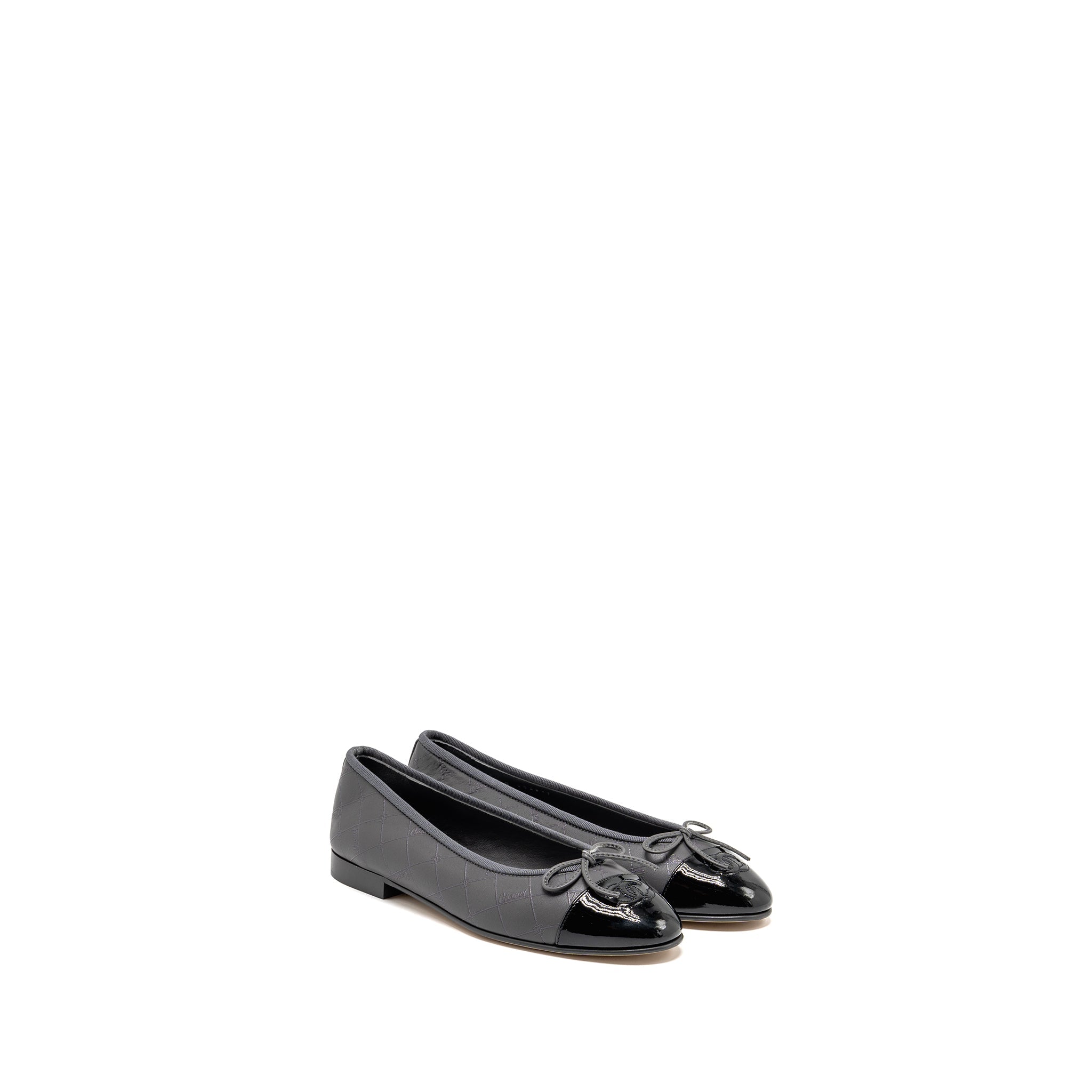 CHANEL BALLET FLATS LAMBSKIN/PATENT GREY/BLACK