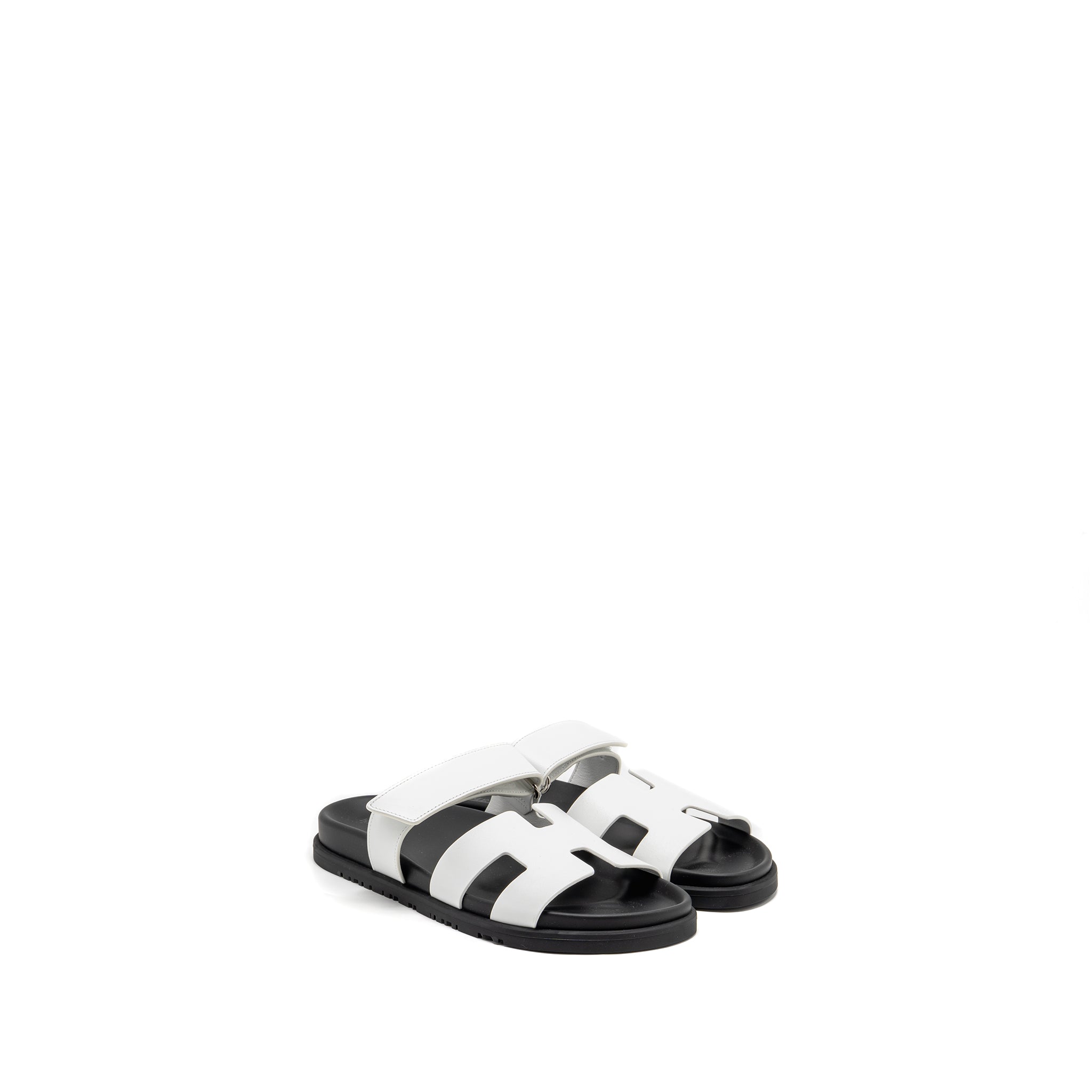 HERMES CHYPRE SANDAL CALFSKIN WHITE SHW