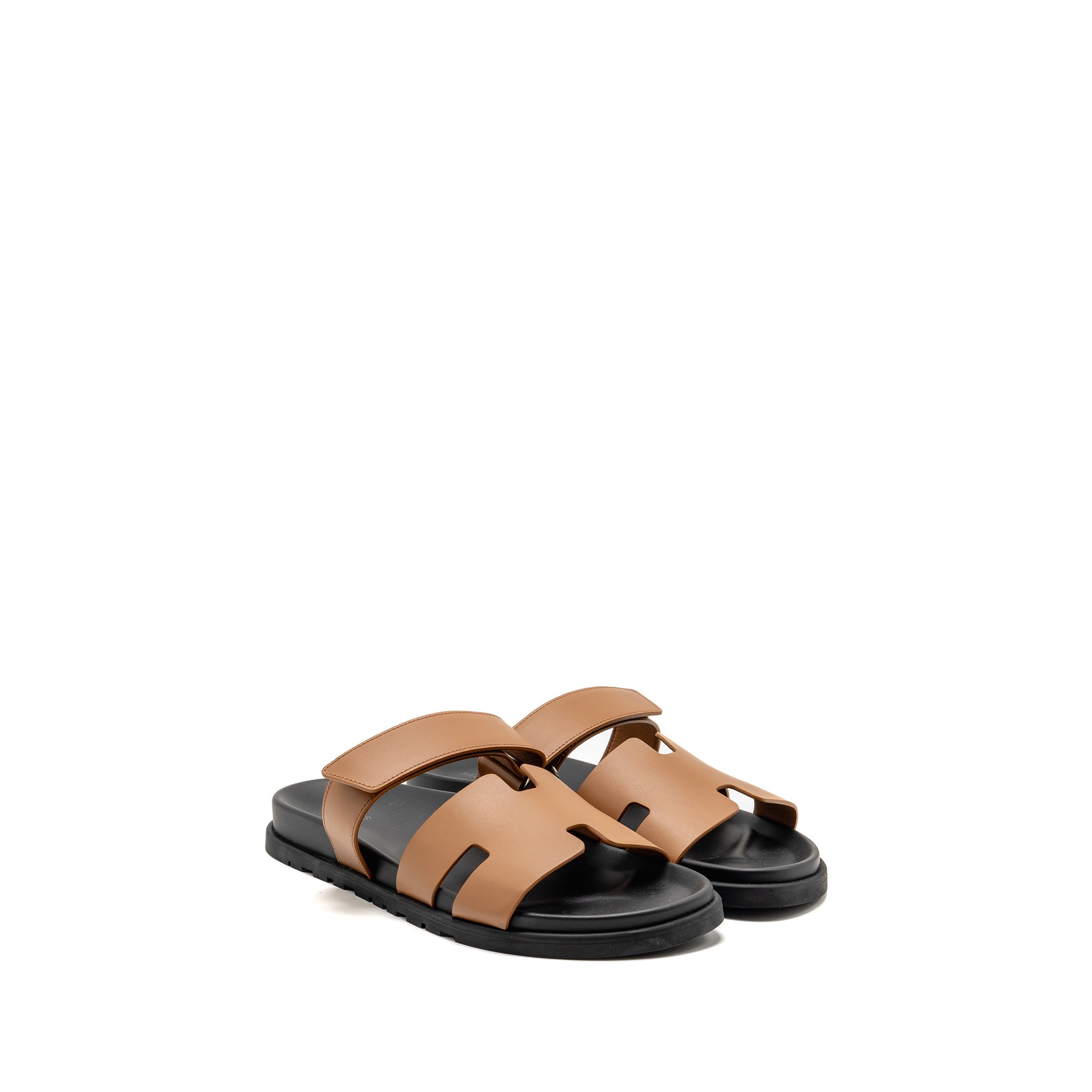 HERMES MEN’S CHYPRE SANDALS NATUREL