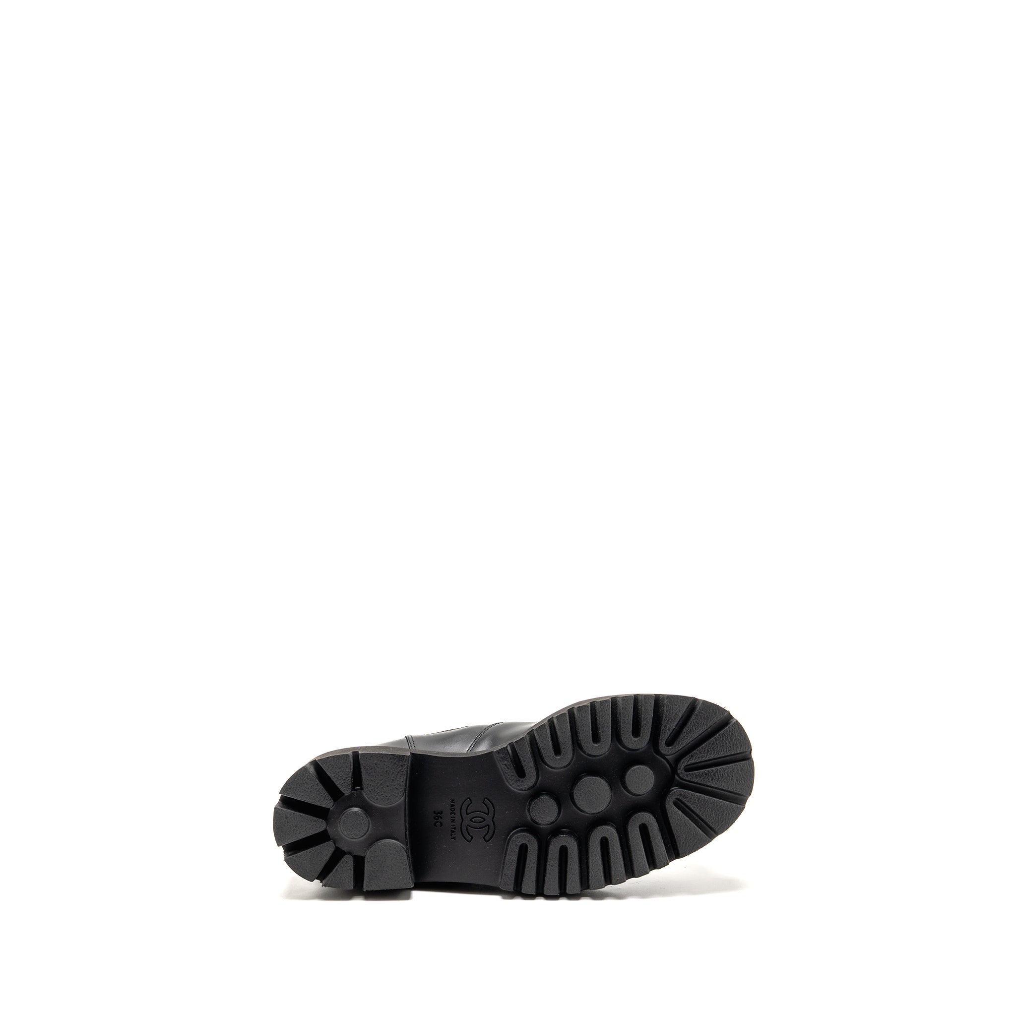 CHANEL 24B CC LOGO SHORT BOOTS CALFSKIN BLACK