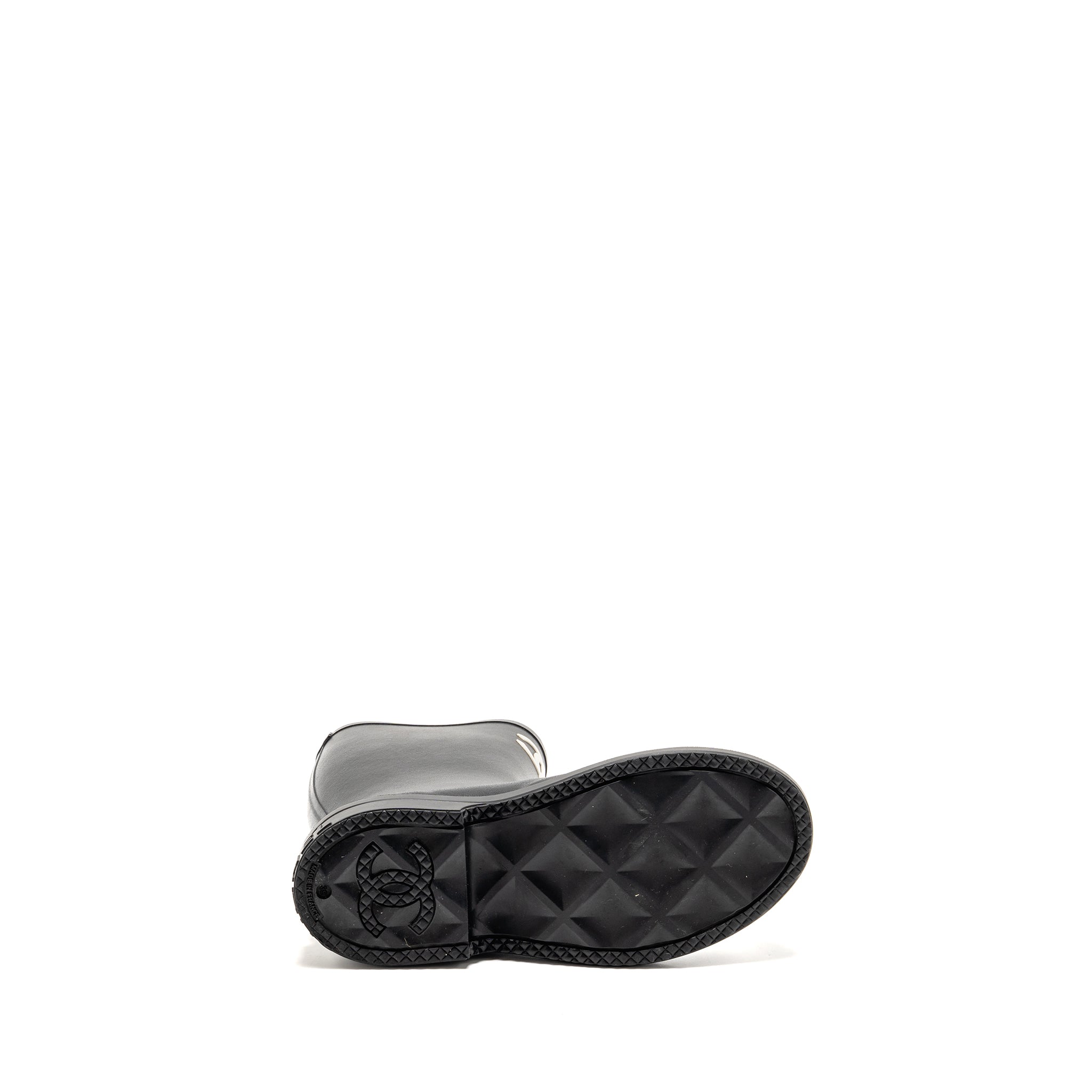 CHANEL 25B HIGH BOOTS CAOUTCHOUC BLACK