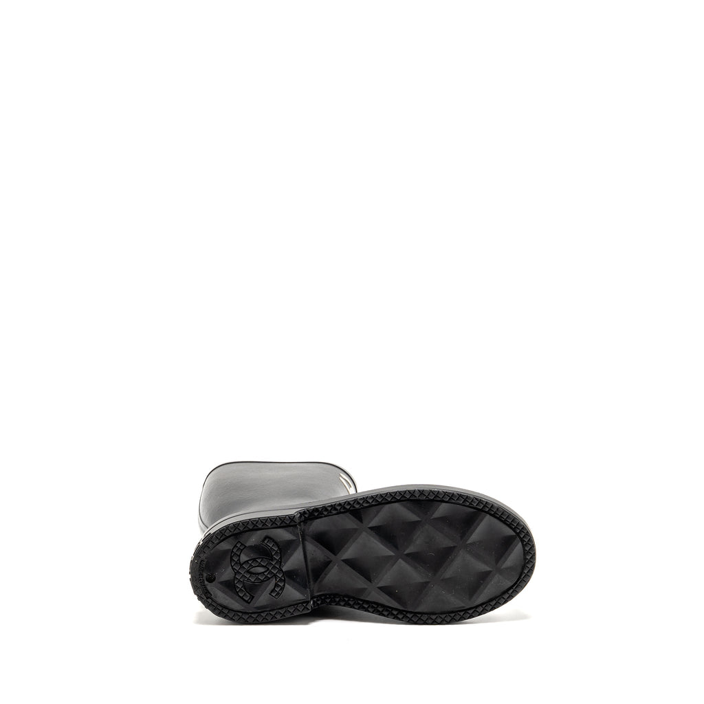 CHANEL 25B HIGH BOOTS CAOUTCHOUC BLACK