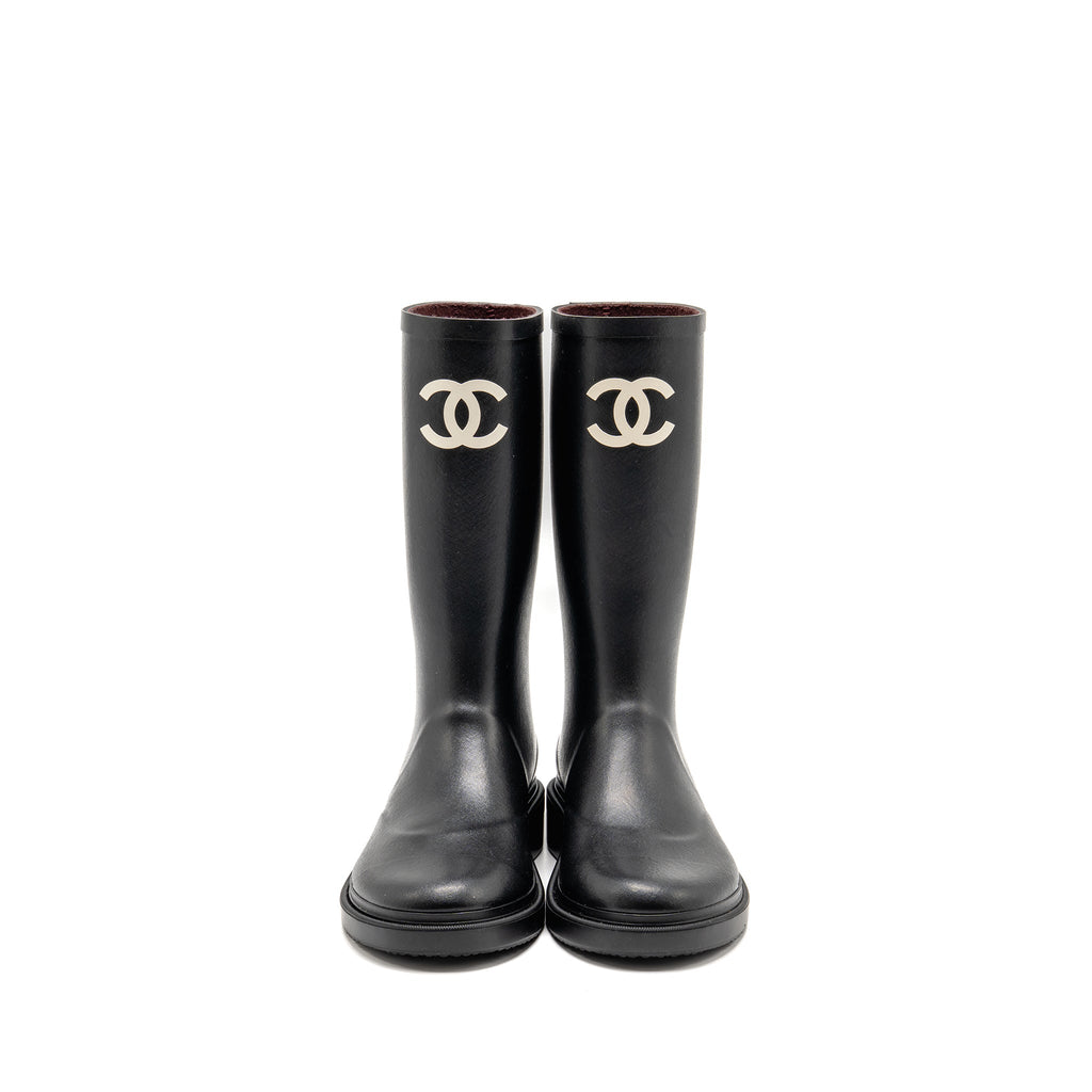 CHANEL 25B HIGH BOOTS CAOUTCHOUC BLACK