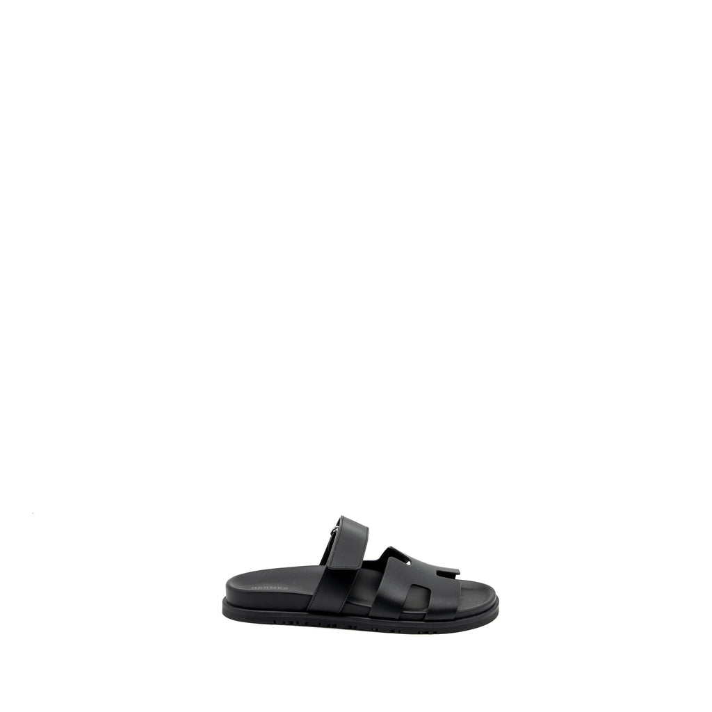 HERMES CHYPRE SANDALS BLACK