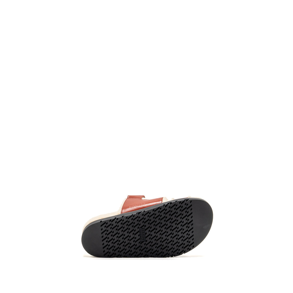 HERMES FEMME CHYPRE SANDALS GLAZED NAPA/SHEARLING ROUGE SANGUINE/ECRU