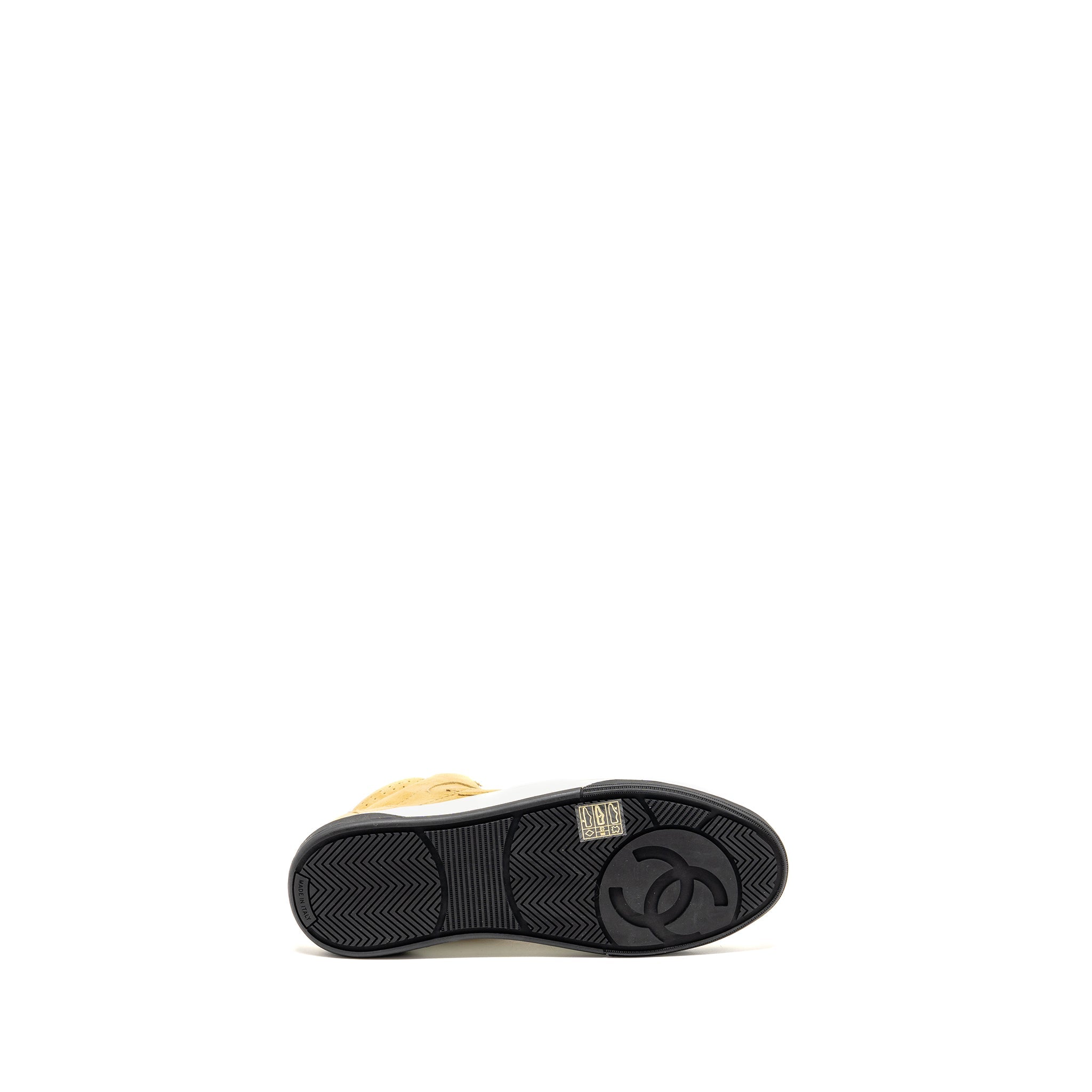 CHANEL 23A CC LOGO HIGH-TOP SNEAKERS SUEDE KIDSKIN DARK BEIGE