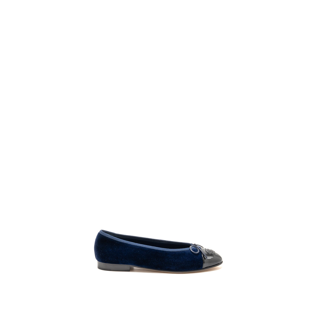 Chanel Ballet Flats Velvet/Patent Navy/Black