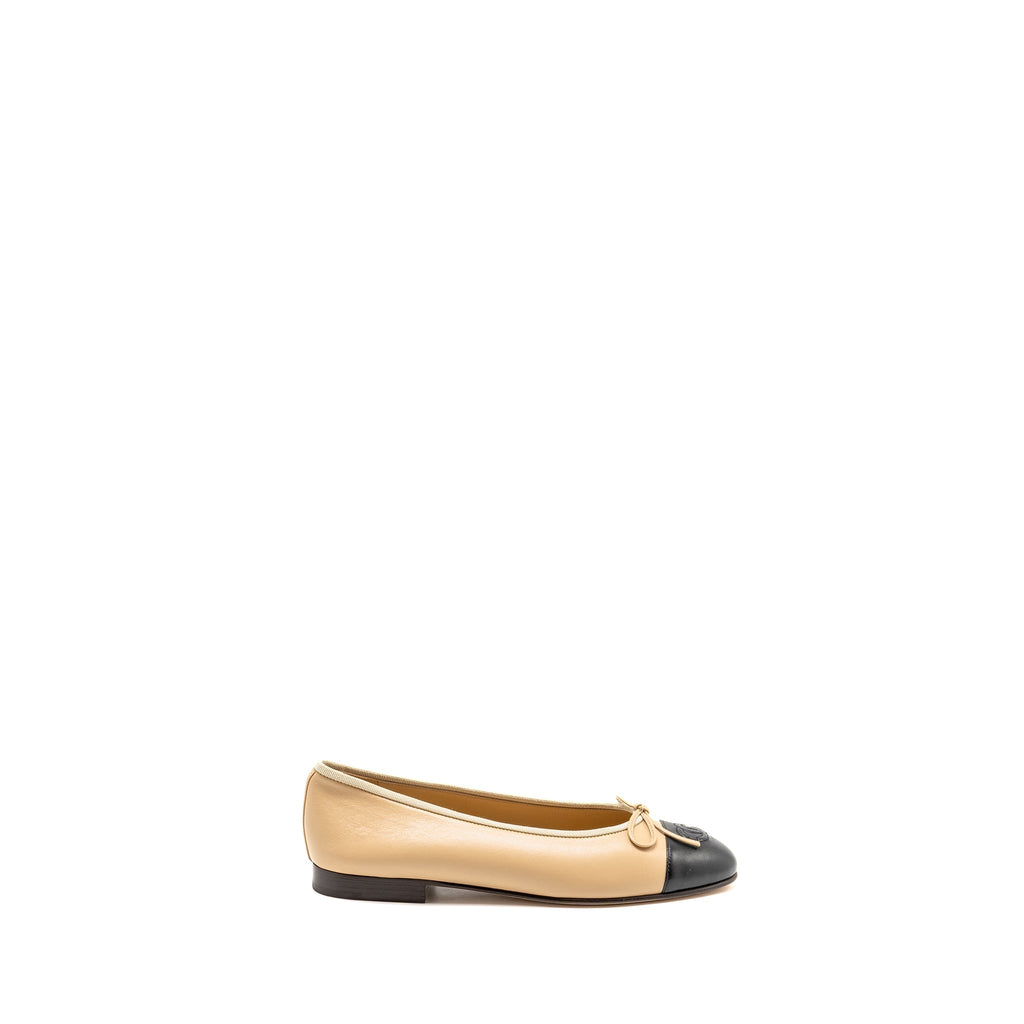 CHANEL BALLERINAS FLAT SHOES LAMBSKIN BEIGE/BLACK