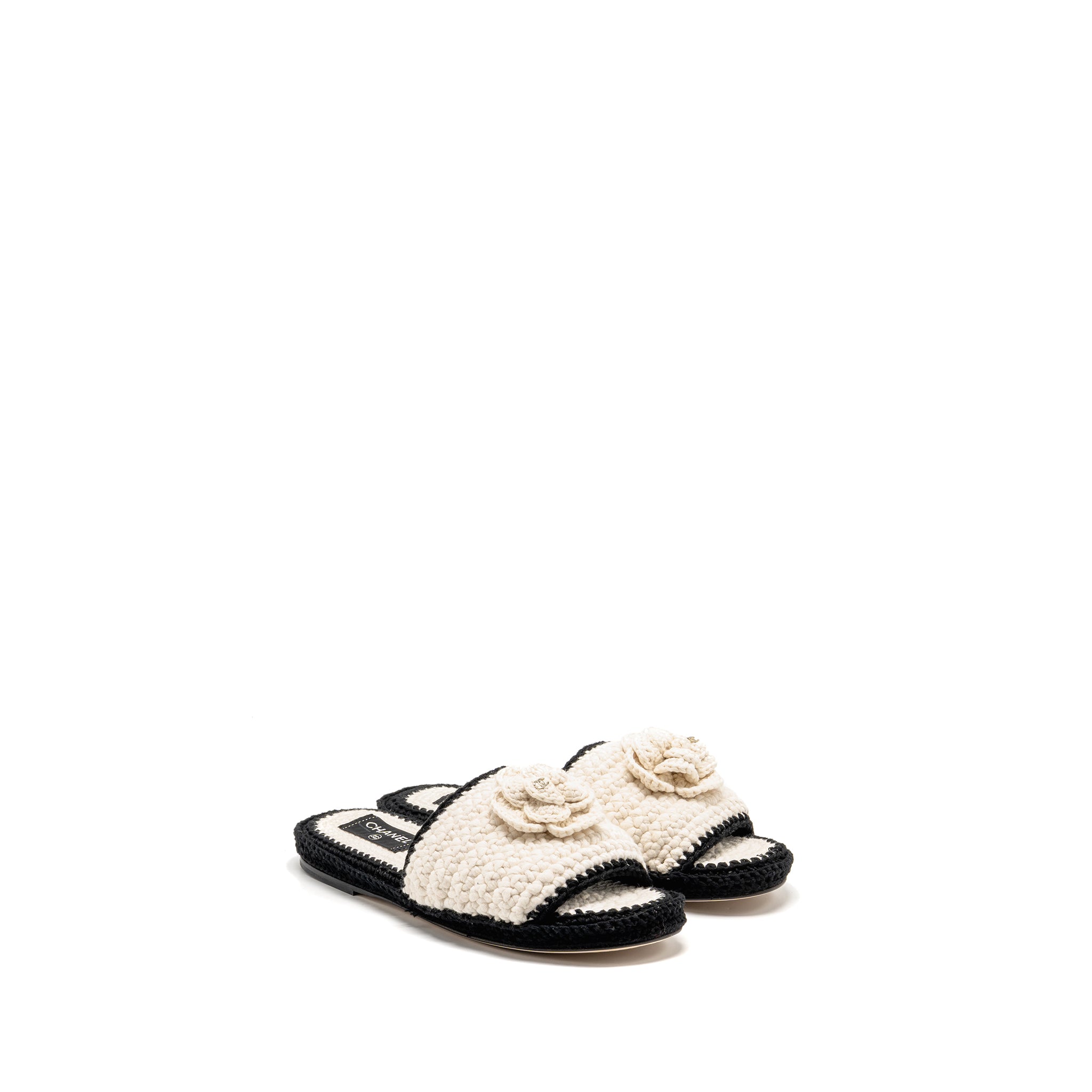 CHANEL 23C CAMELLIA CROCHET MULES SANDALS IVORY / BLACK