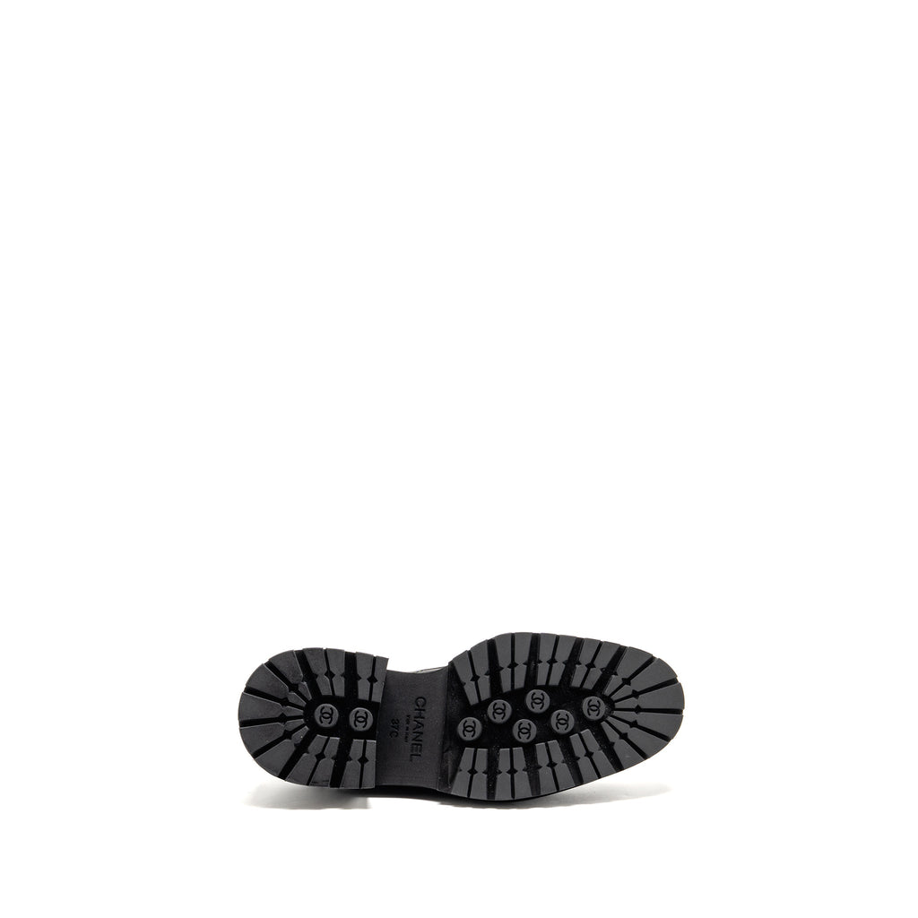 CHANEL 23A QULITED CC PLATFORM LOAFERS BLACK LGHW