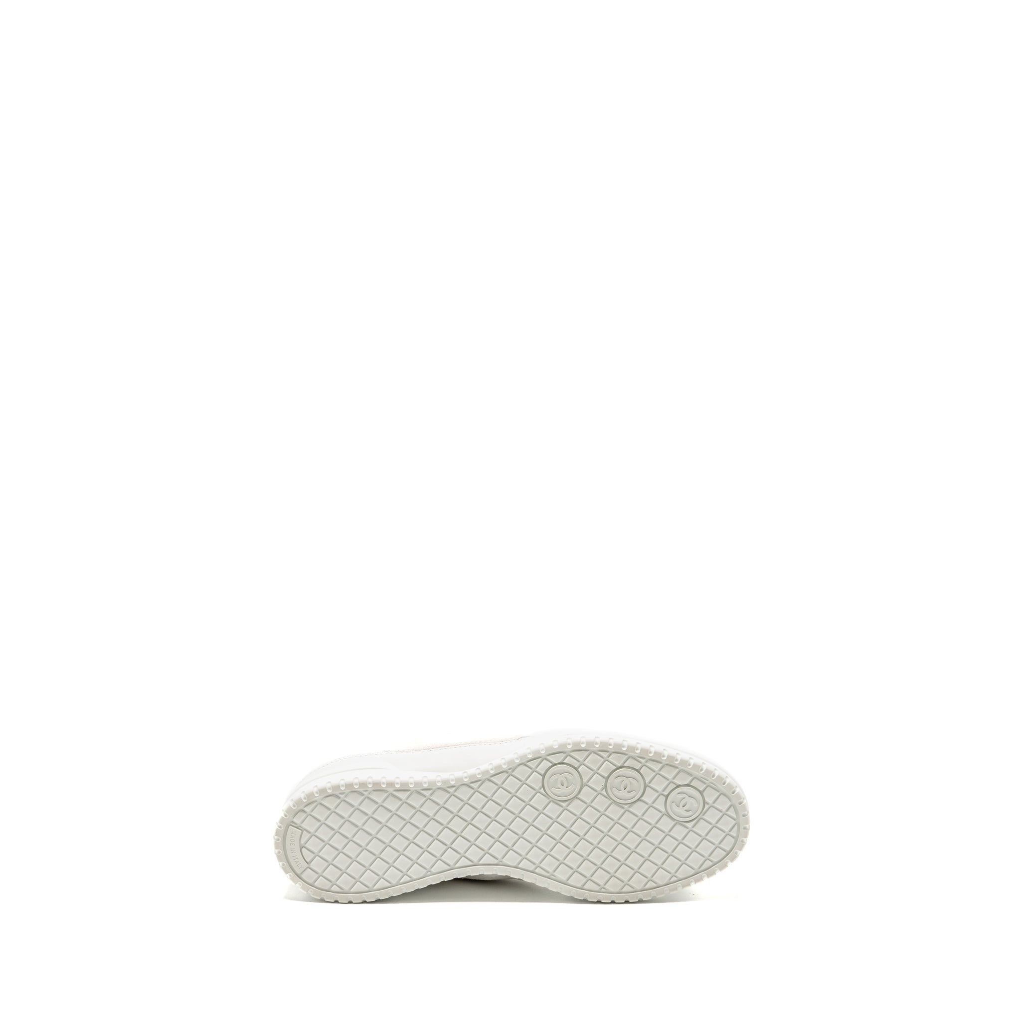 CHANEL LETTER LOGO SNEAKERS CALFSKIN/SUEDE WHITE
