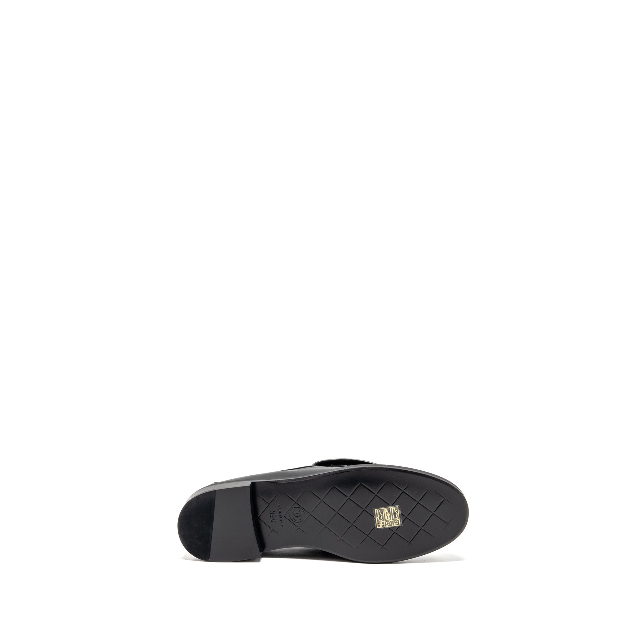 CHANEL TURNLOCK LOAFER LAMBSKIN BLACK LGHW