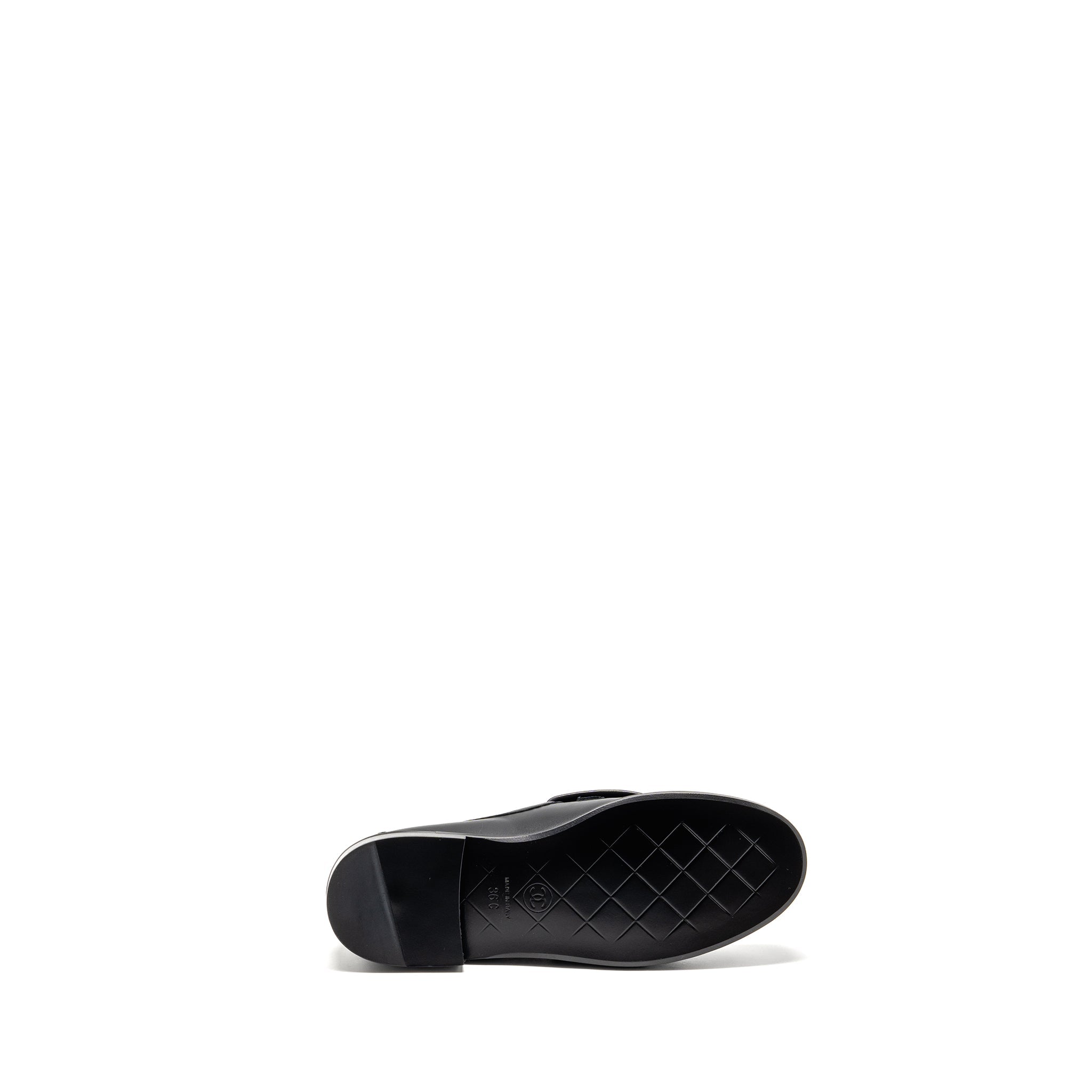 CHANEL TURNLOCK LOAFER LAMBSKIN BLACK LGHW