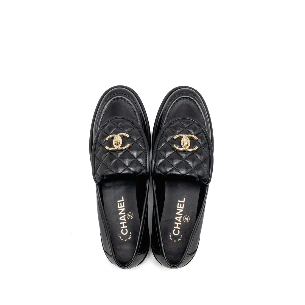 CHANEL TURNLOCK LOAFER LAMBSKIN BLACK LGHW