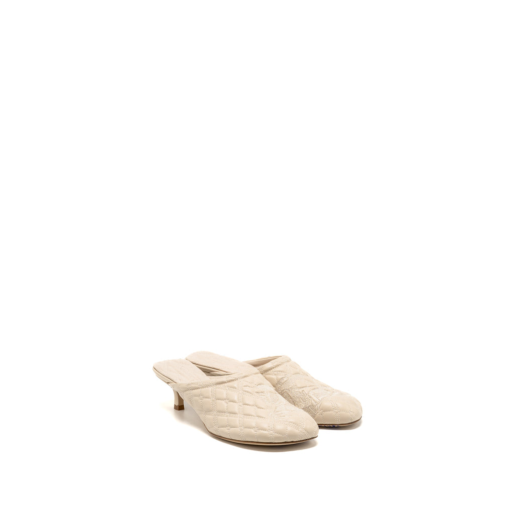 BURBERRY EMBROIDERED QUILTED SLIP-ON MULES LEATHER LIGHT BEIGE