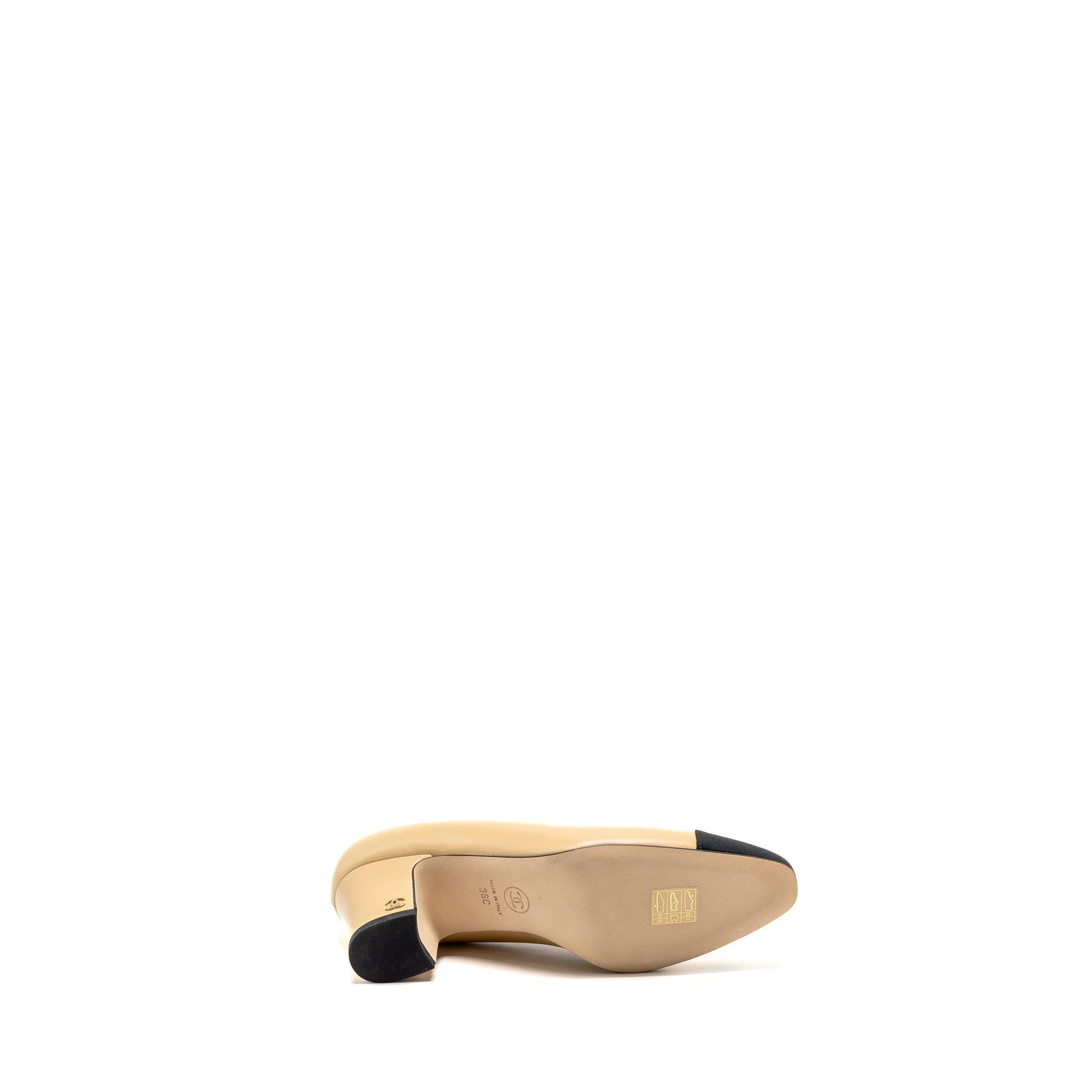 CHANEL PUMP LAMBSKIN BEIGE / BLACK
