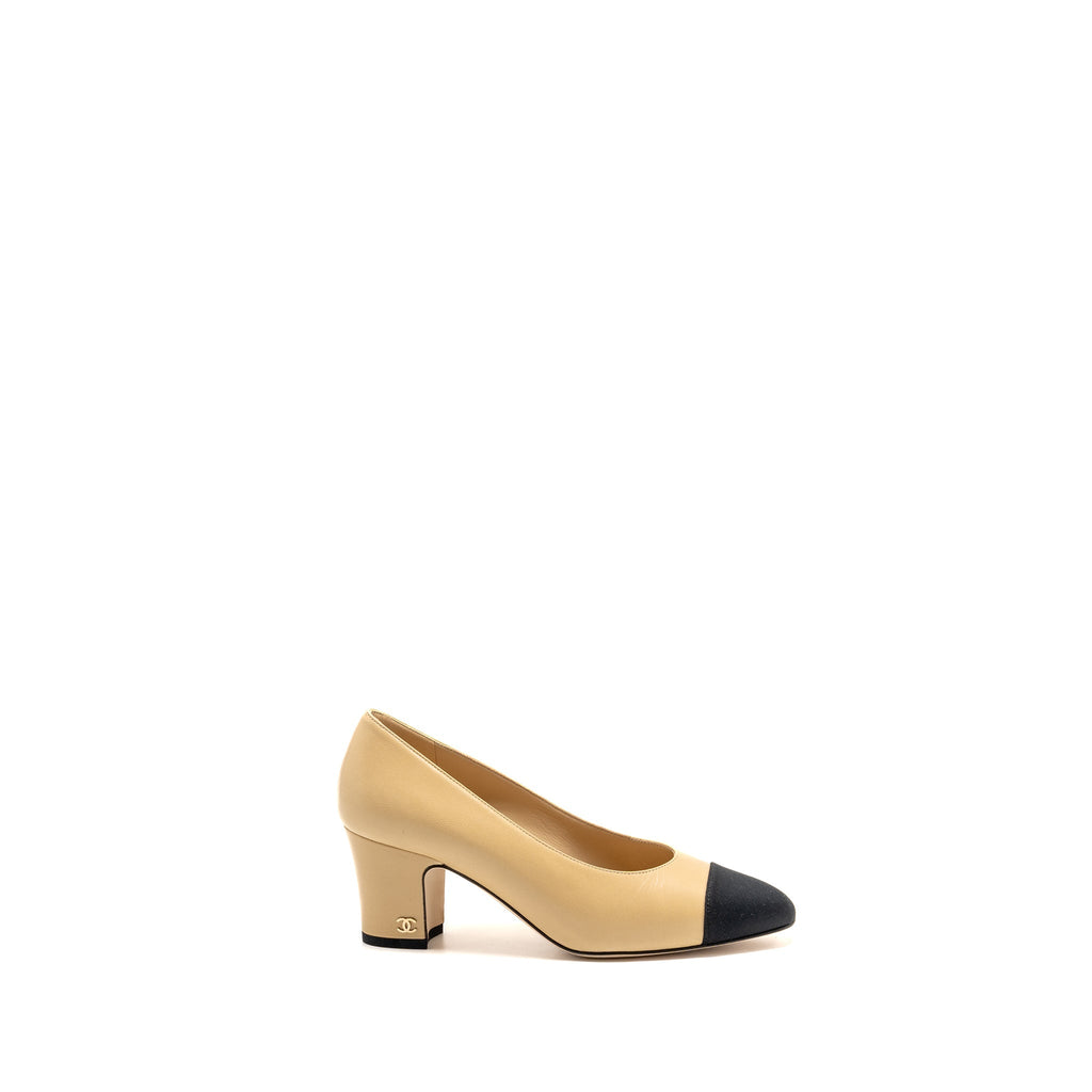 CHANEL PUMP LAMBSKIN BEIGE / BLACK