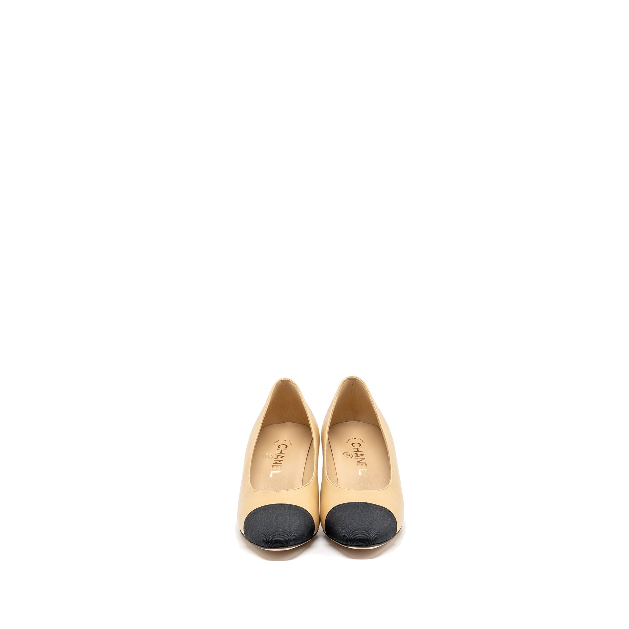 CHANEL PUMP LAMBSKIN BEIGE / BLACK
