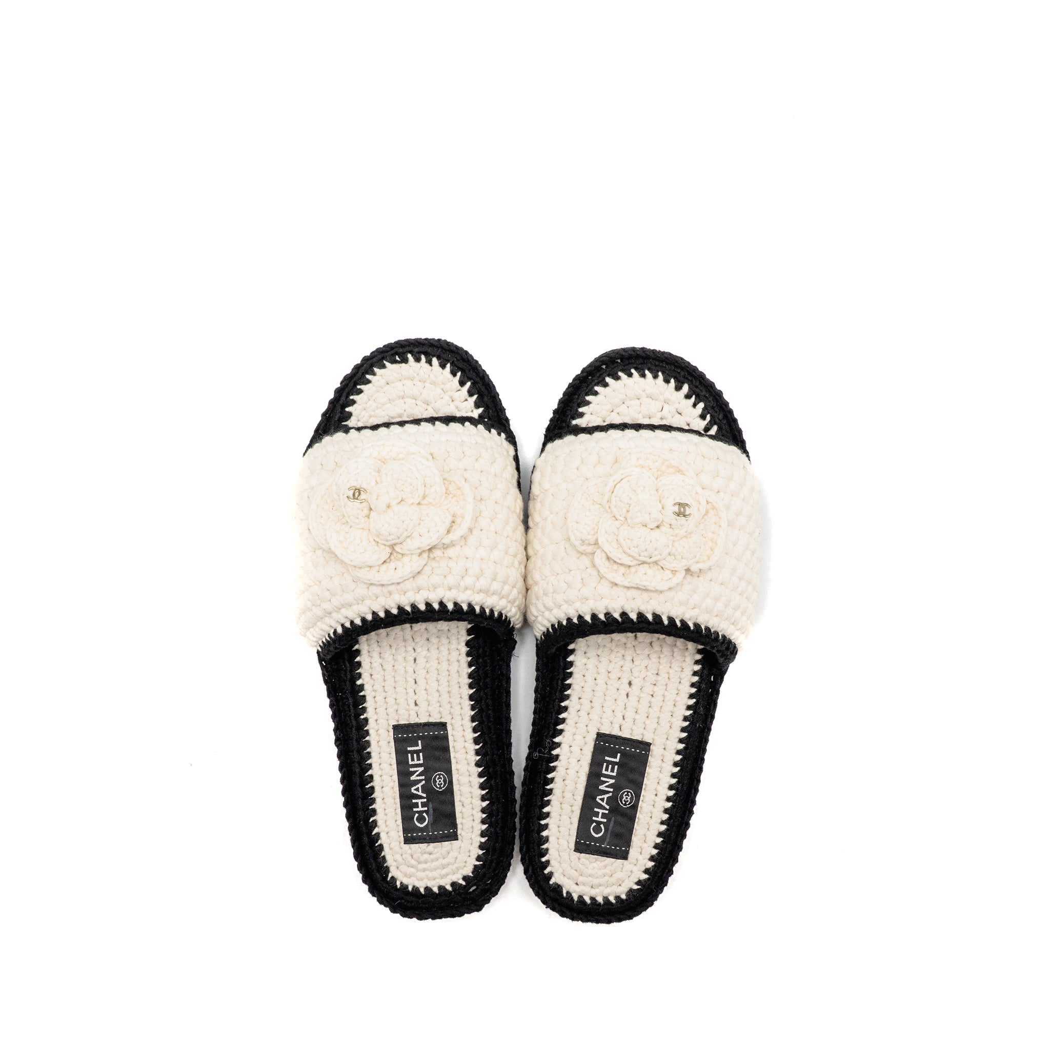 CHANEL 23C CAMELLIA CROCHET MULES SANDALS IVORY / BLACK