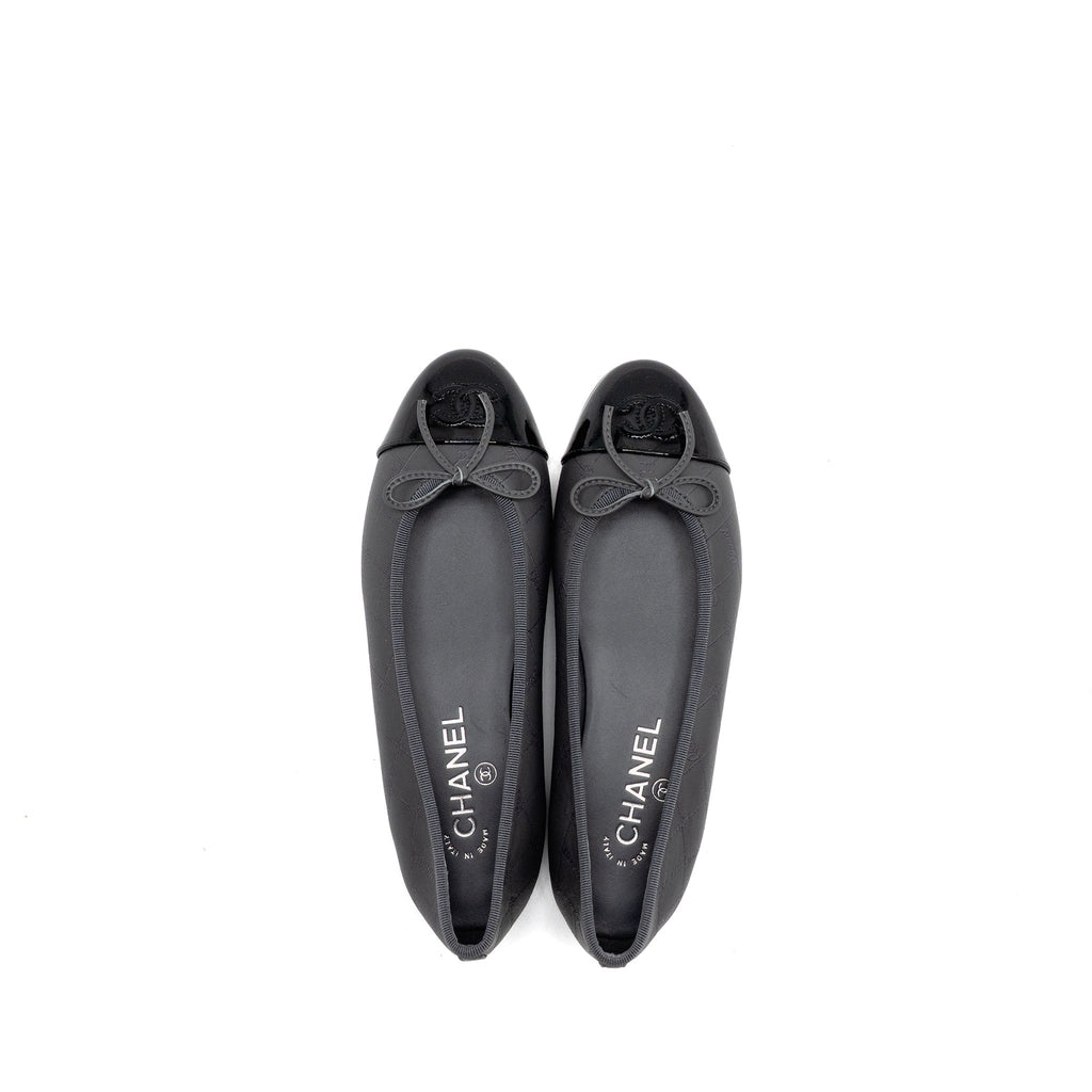 CHANEL BALLET FLATS LAMBSKIN/PATENT GREY/BLACK