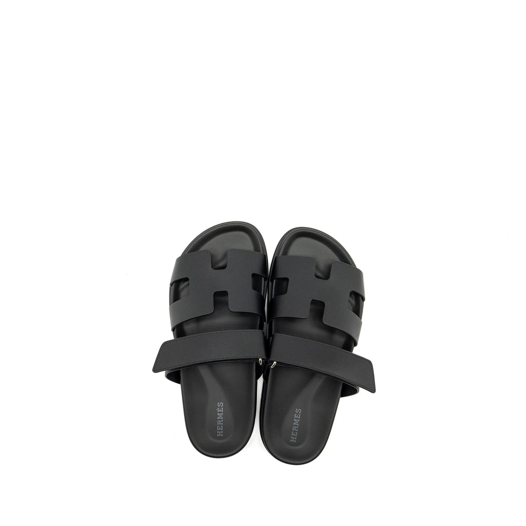 HERMES CHYPRE SANDALS BLACK