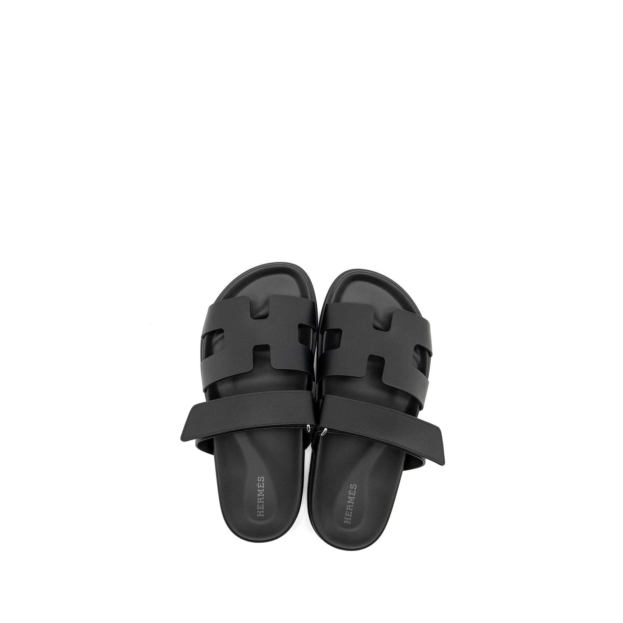 HERMES CHYPRE SANDALS BLACK