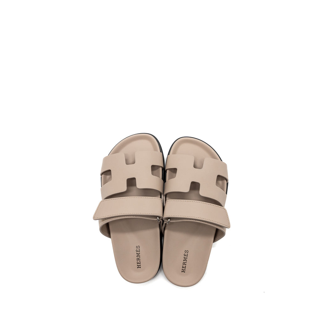 HERMES CHYPRE SANDALS BEIGE MASTIC