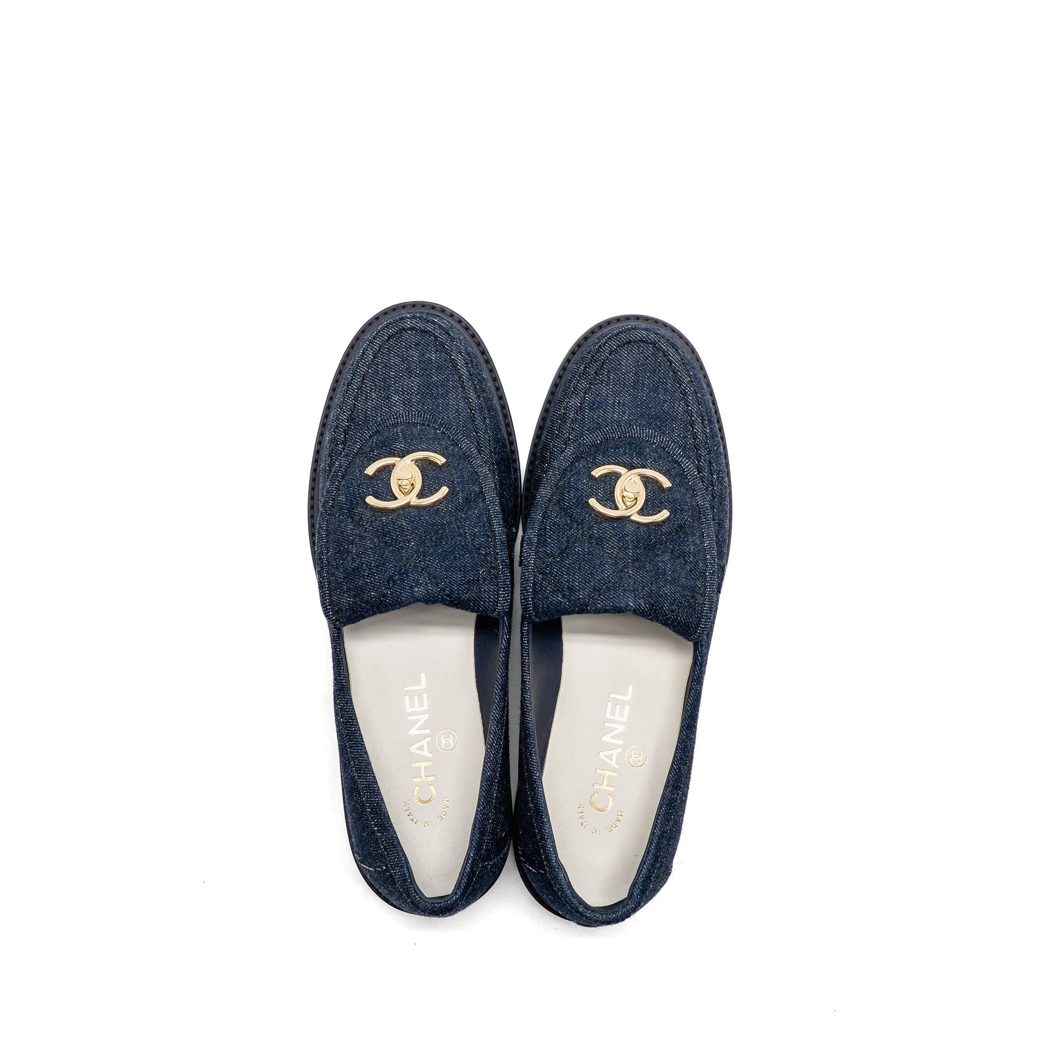CHANEL CC TURNLOCK LOAFER QUILTED DENIM BLUE LGHW
